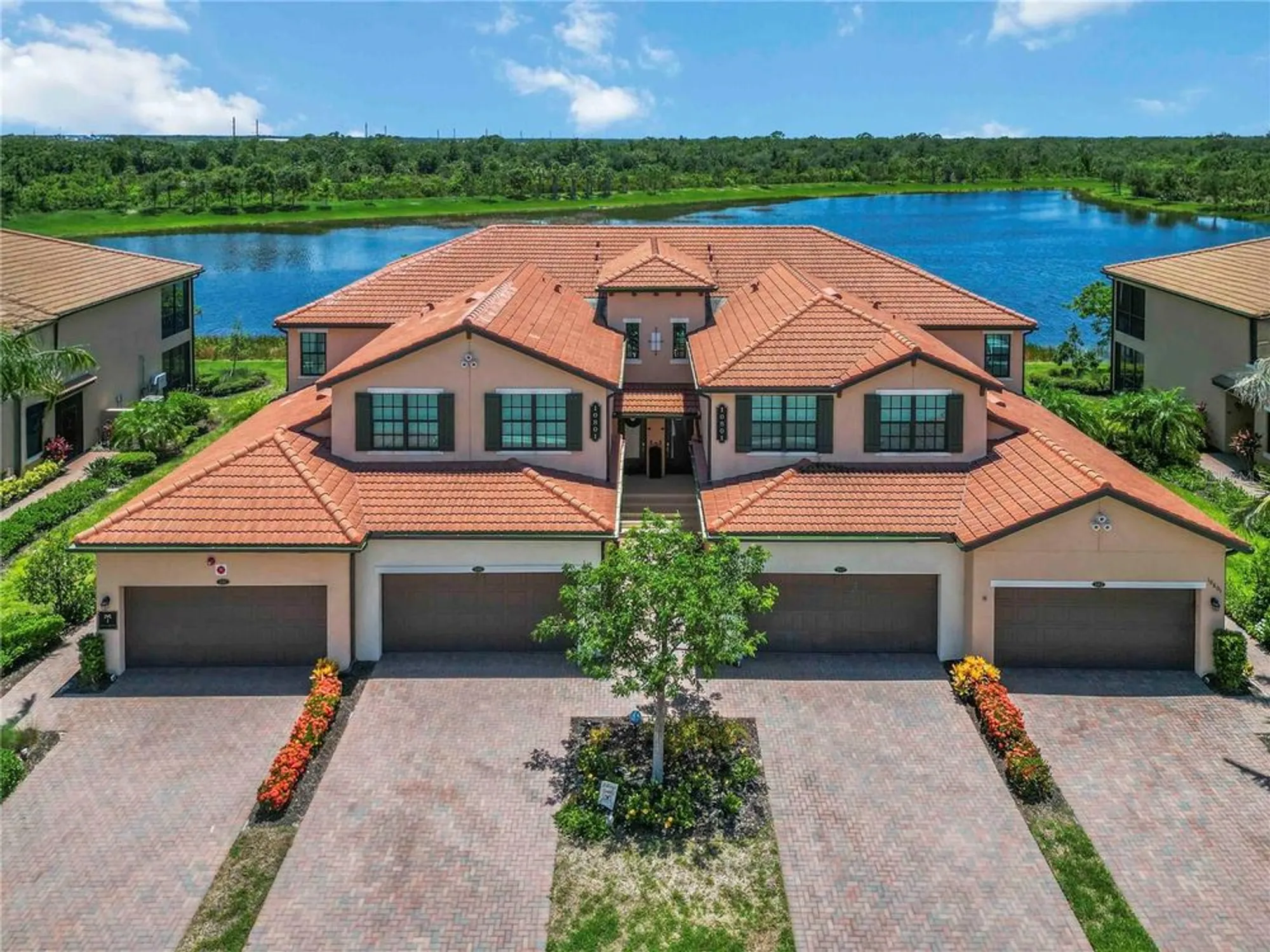 Property Slideshow image 47 of 100 | 10801 tarflower dr 102, Venice, FL, 34293