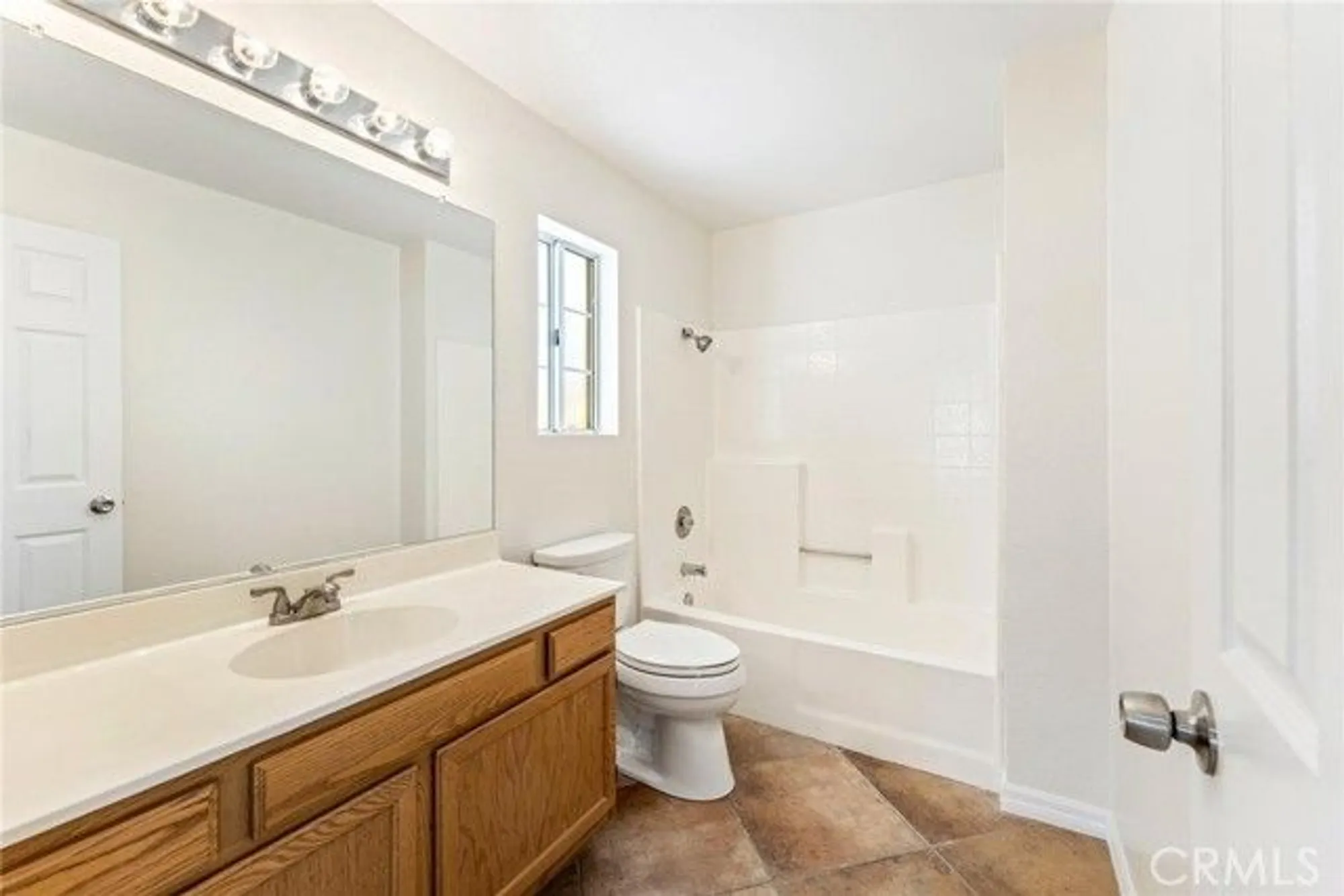 Property Slideshow image 25 of 40 | 1886 tamarack ln, Hemet, CA, 92545