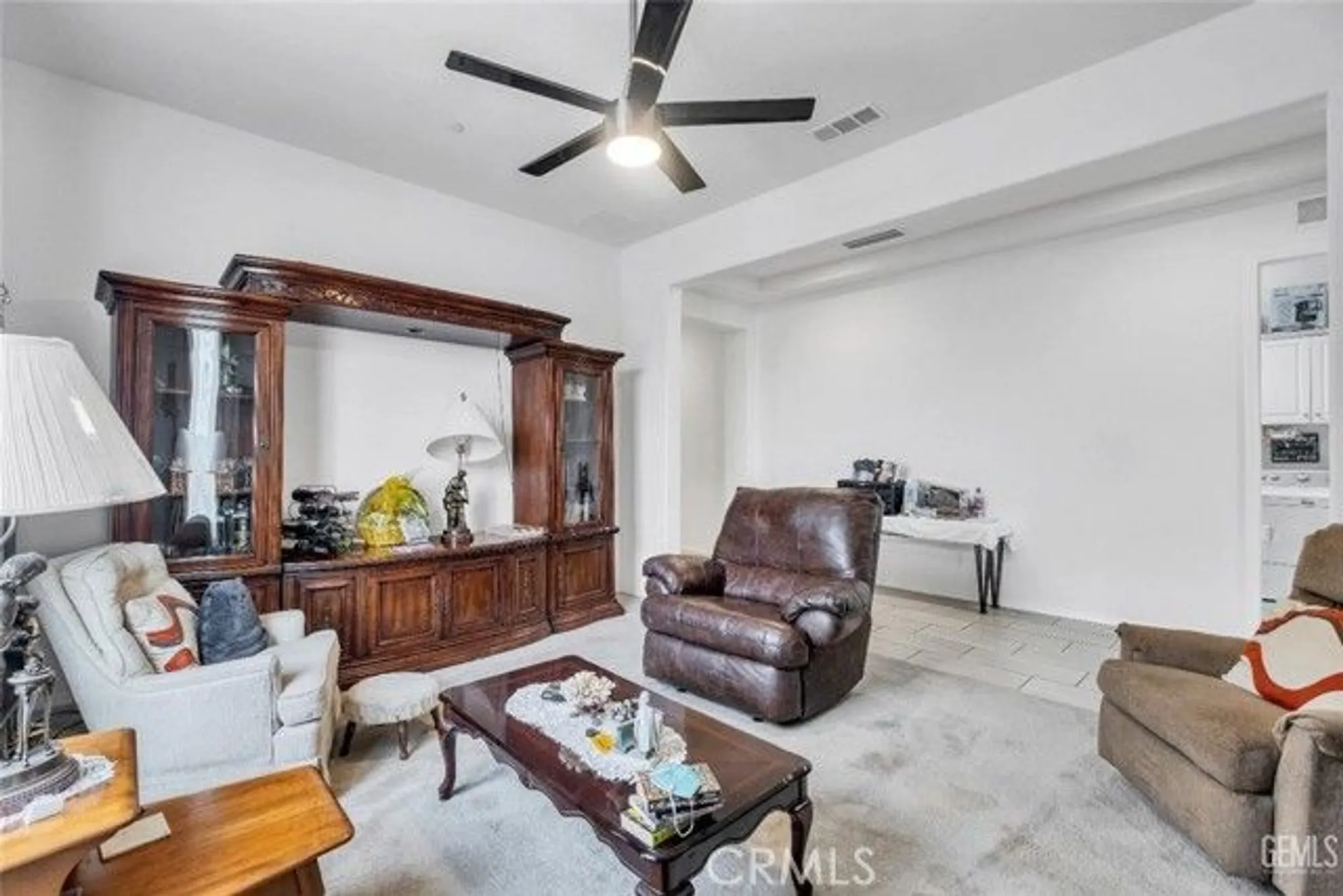 Property Slideshow image 25 of 27 | 9903 francois ln, Bakersfield, CA, 93306