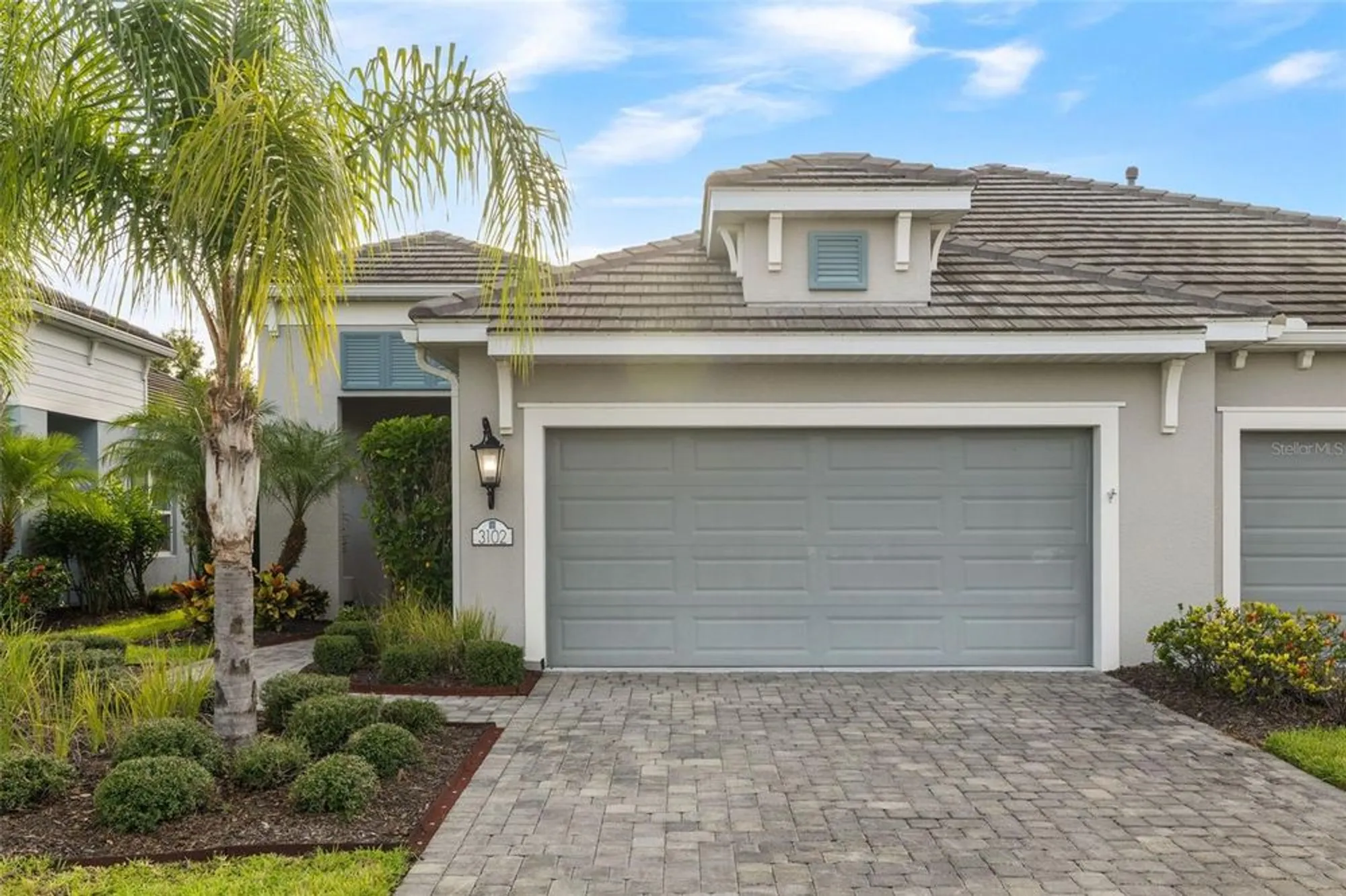 Property Slideshow image 4 of 54 | 3102 sky blue cv, Bradenton, FL, 34211