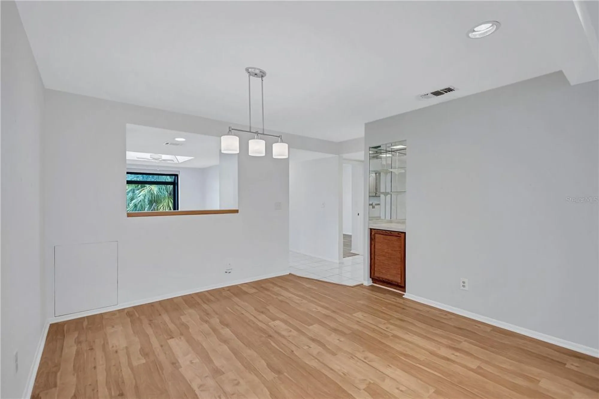 Property Slideshow image 16 of 56 | 19029 us highway 19 n apt 18f, Clearwater, FL, 33764