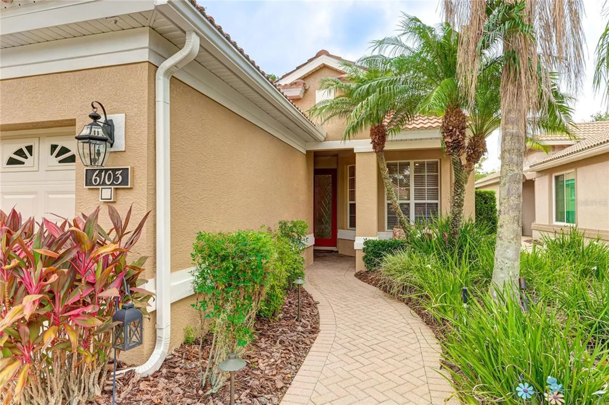Property Slideshow image 1 of 38 | 6103 aviary ct, Bradenton, FL, 34203
