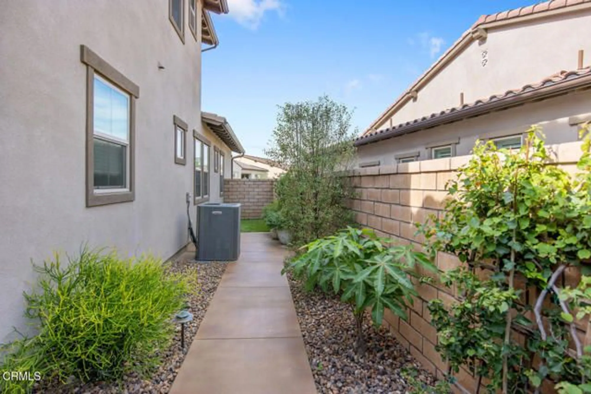 Property Slideshow image 44 of 76 | 2188 jovana ct, Camarillo, CA, 93012