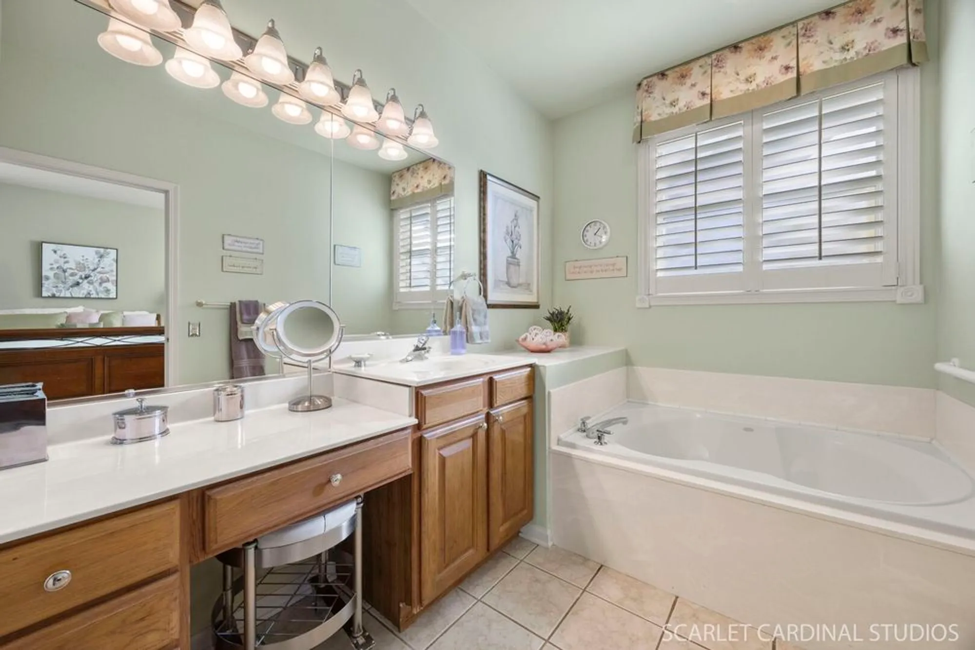 Property Slideshow image 16 of 32 | , Huntley, IL, 60142