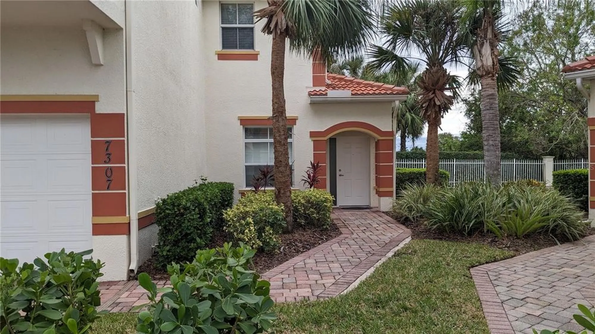 Property Slideshow image 26 of 27 | 7307 fountain palm cir # 7-102, Bradenton, FL, 34203