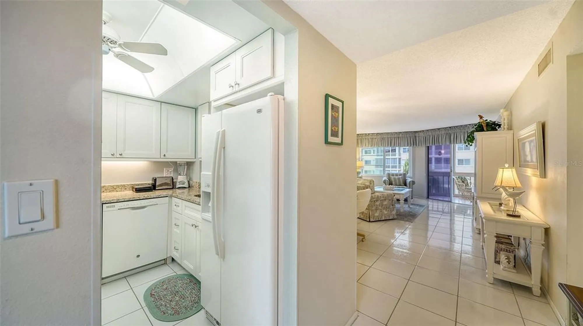 Property Slideshow image 2 of 77 | 1250 n portofino dr # 305mar, Sarasota, FL, 34242