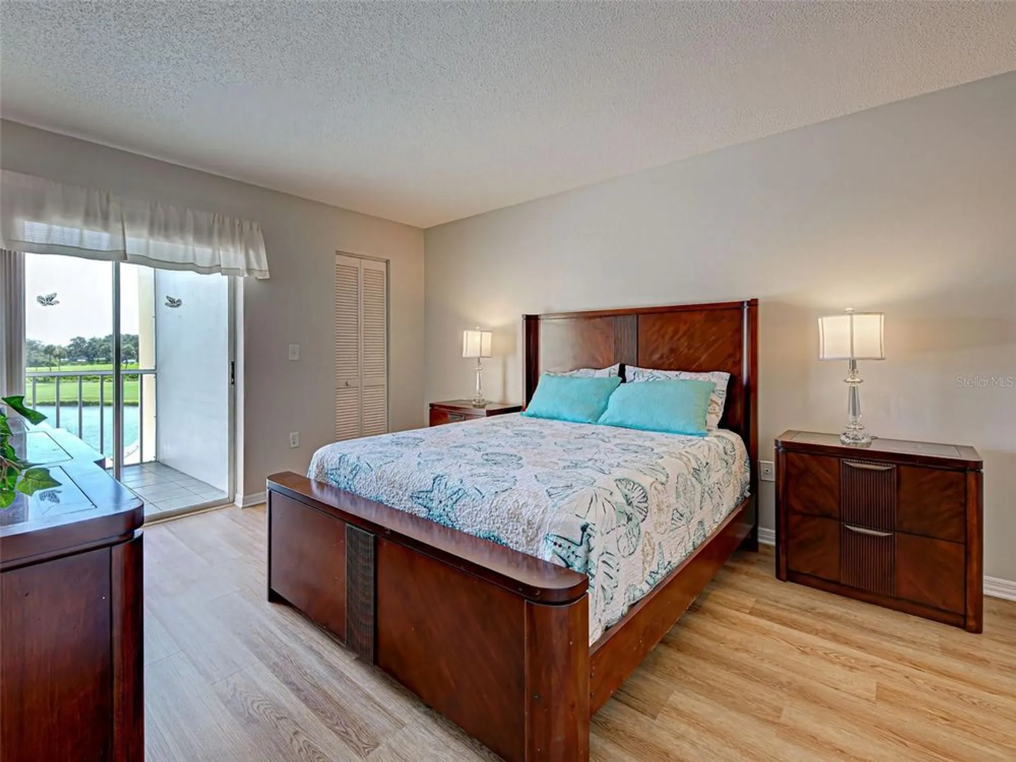 Property Slideshow image 27 of 54 | 406 cerromar cir 222, Venice, FL, 34293