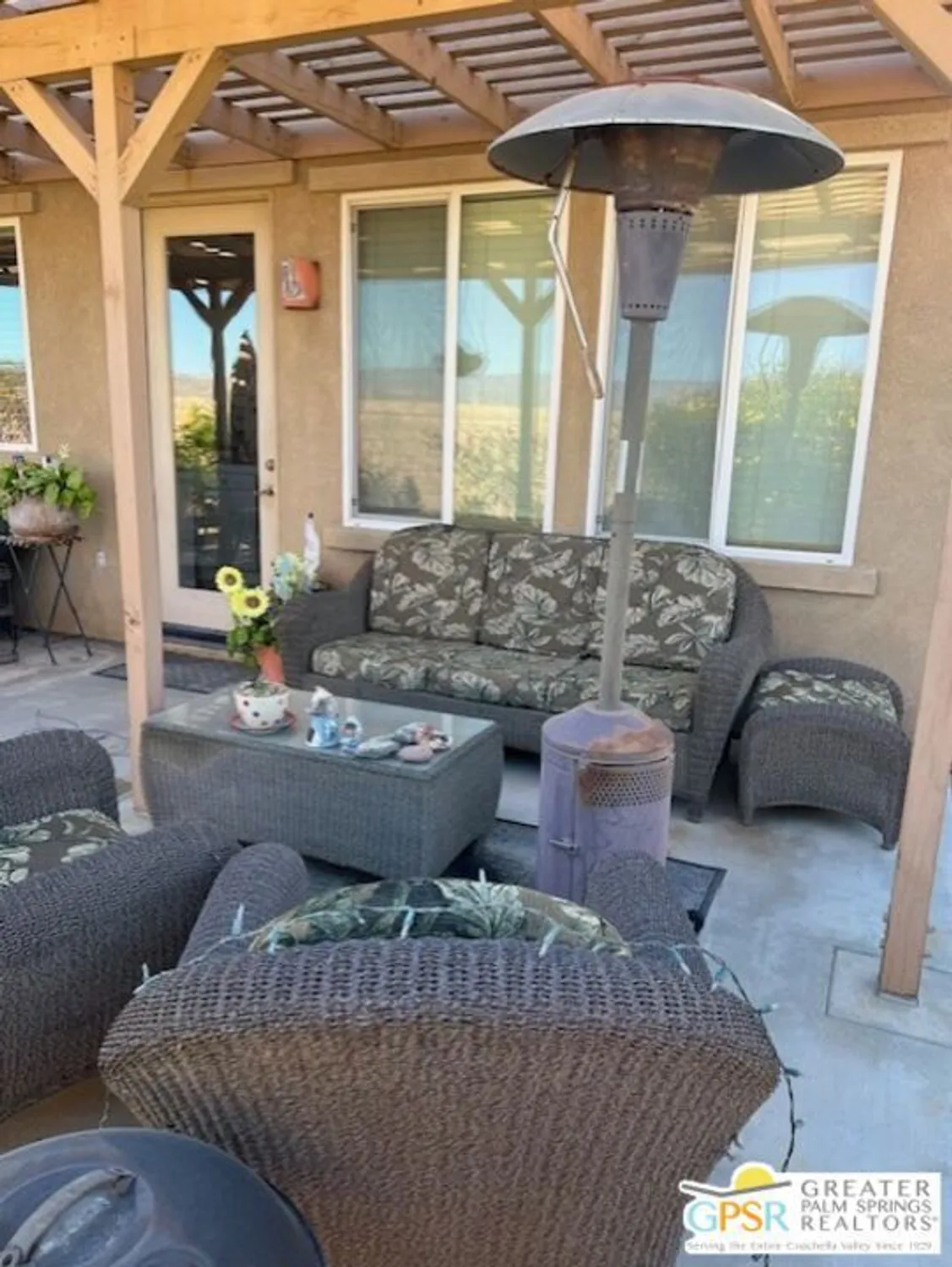 Property Slideshow image 4 of 7 | 2074 savanna way, Palm Springs, CA, 92262