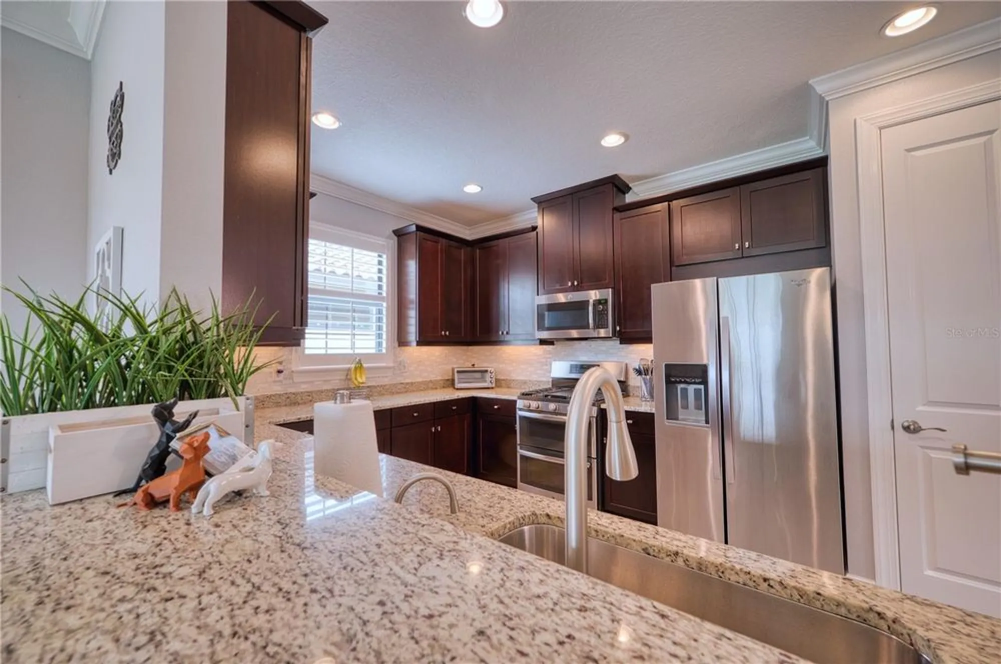 Property Slideshow image 14 of 59 | 4713 stafford ct, Palmetto, FL, 34221