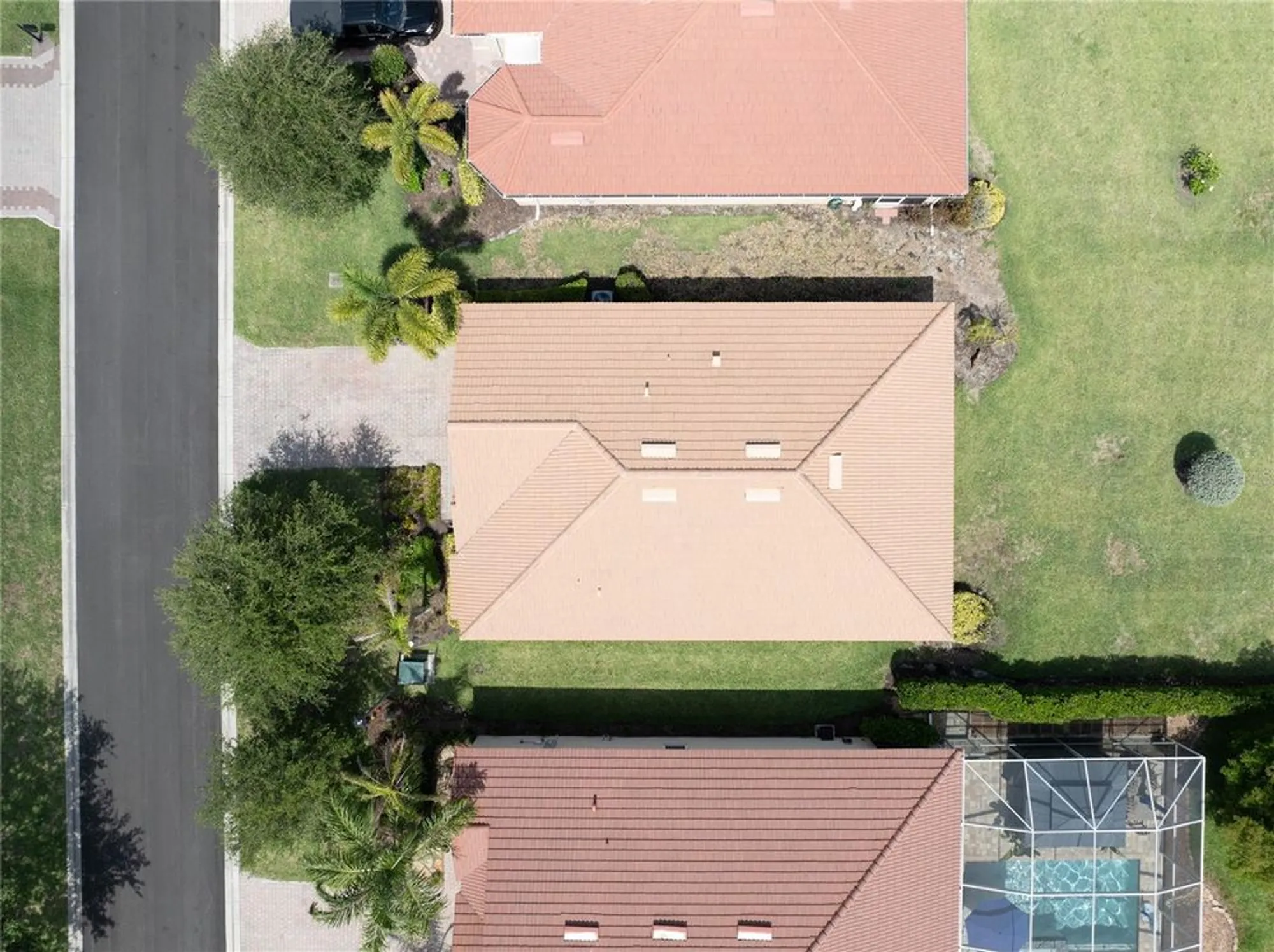 Property Slideshow image 6 of 48 | 15268 yellow wood dr, Alva, FL, 33920