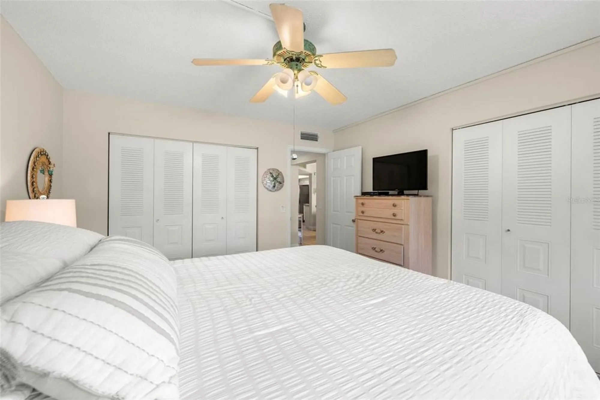 Property Slideshow image 16 of 56 | 1370 heather ridge blvd apt 105, Dunedin, FL, 34698