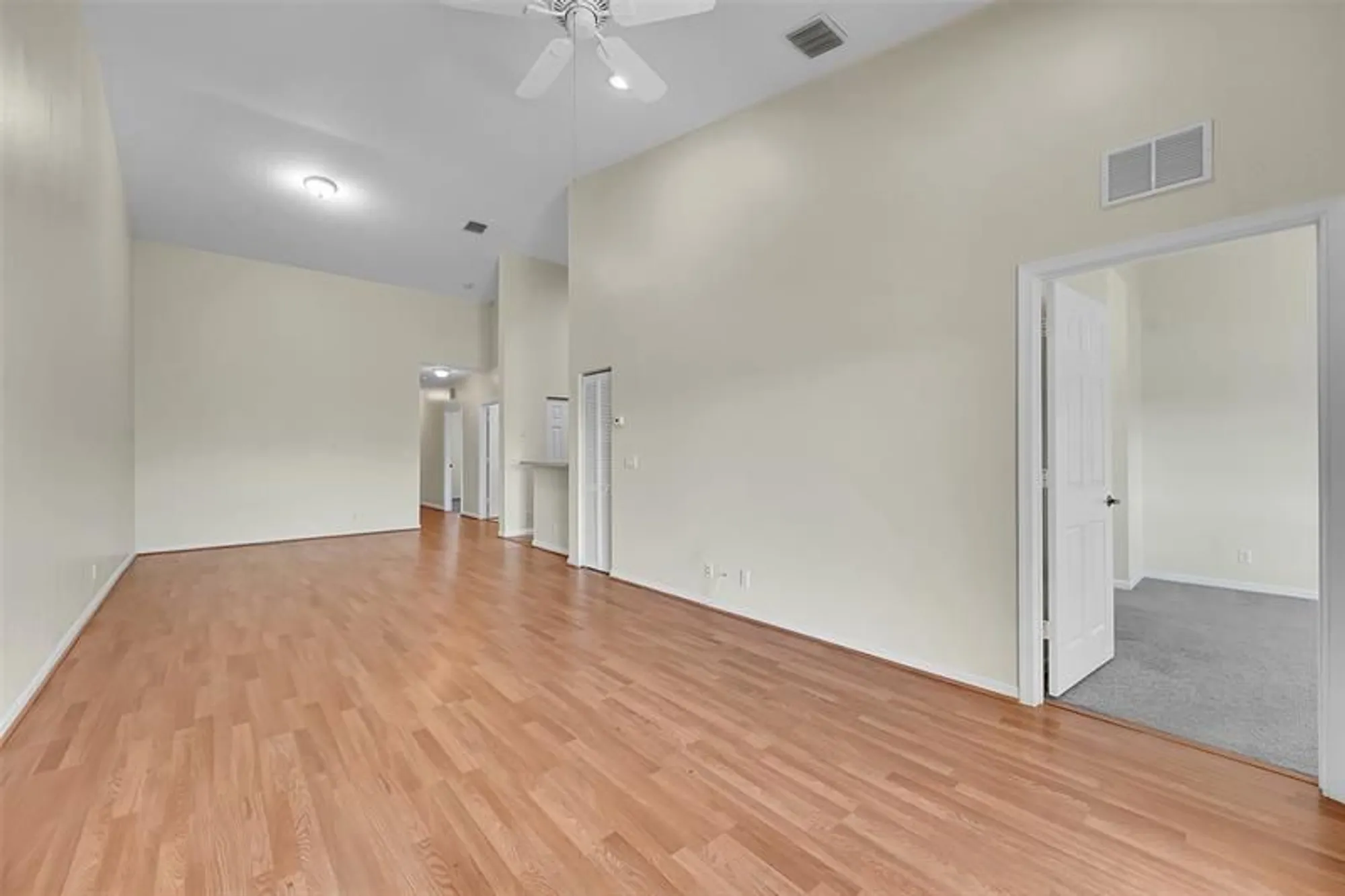 Property Slideshow image 8 of 36 | 9815 galleon dr, West Palm Beach, FL, 33411