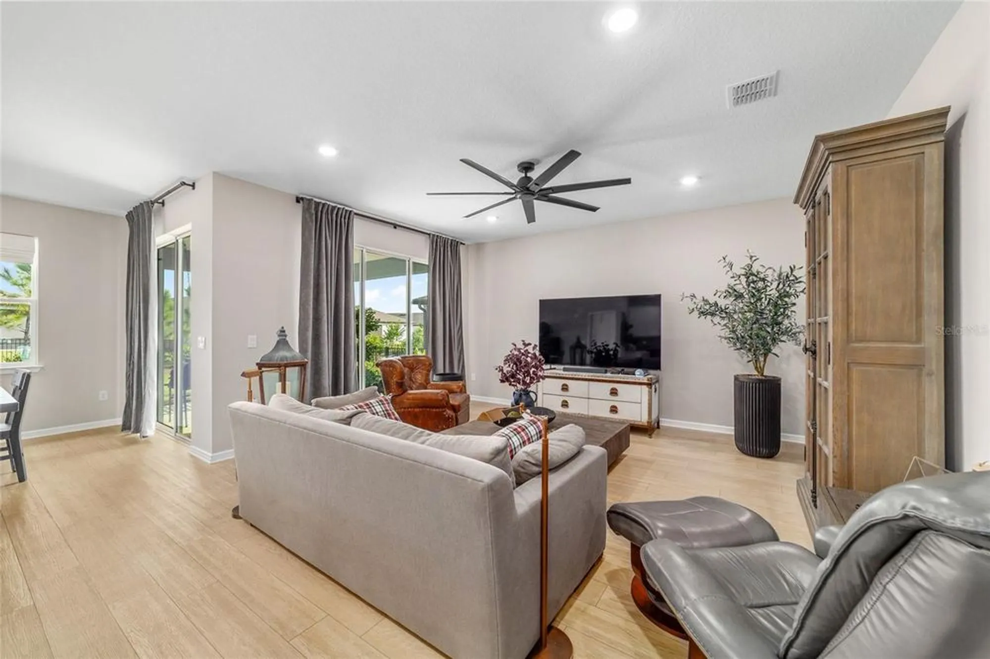 Property Slideshow image 12 of 62 | 8464 sw 52nd lane rd, Ocala, FL, 34481