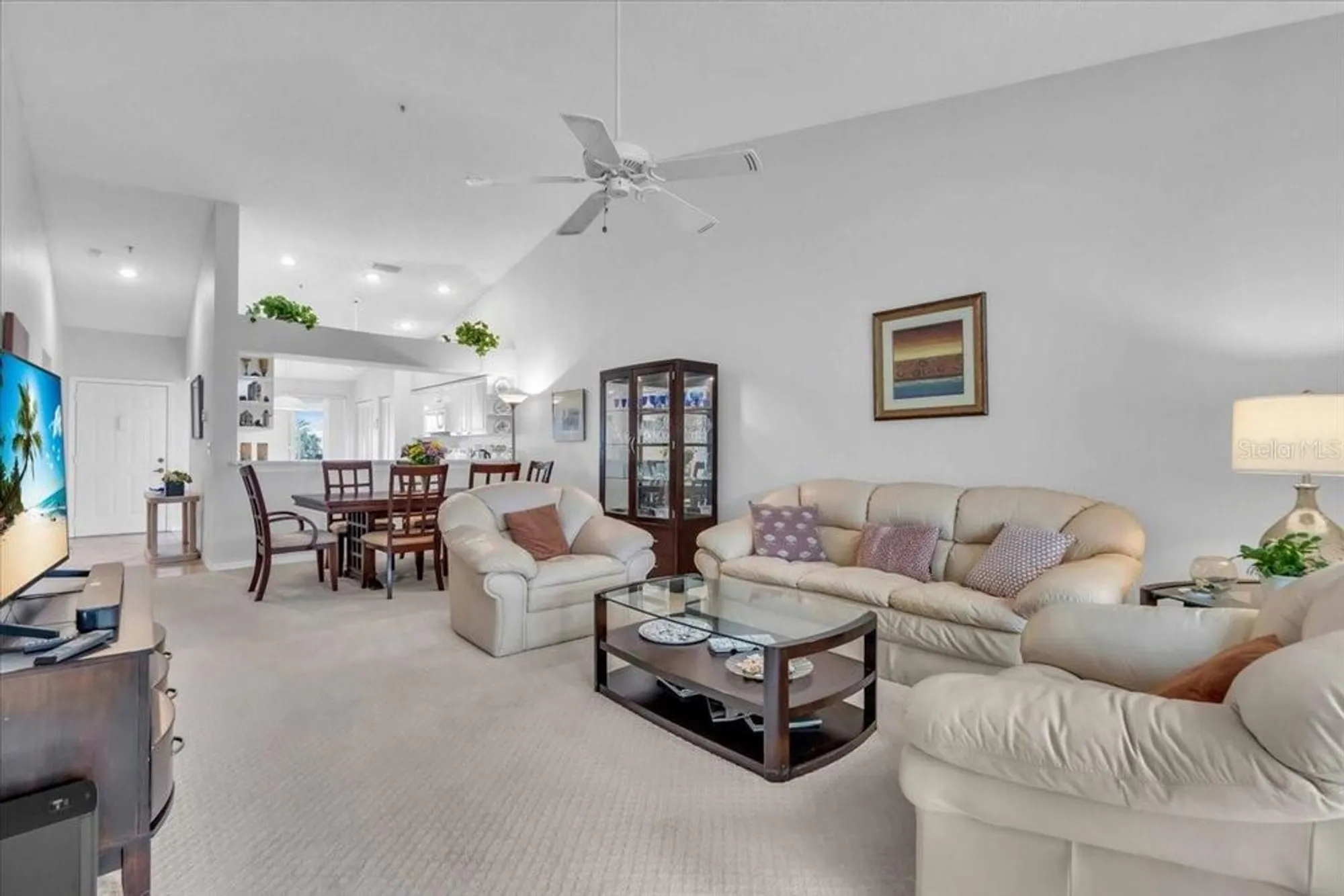 Property Slideshow image 15 of 54 | 6807 stone river rd 204, Bradenton, FL, 34203