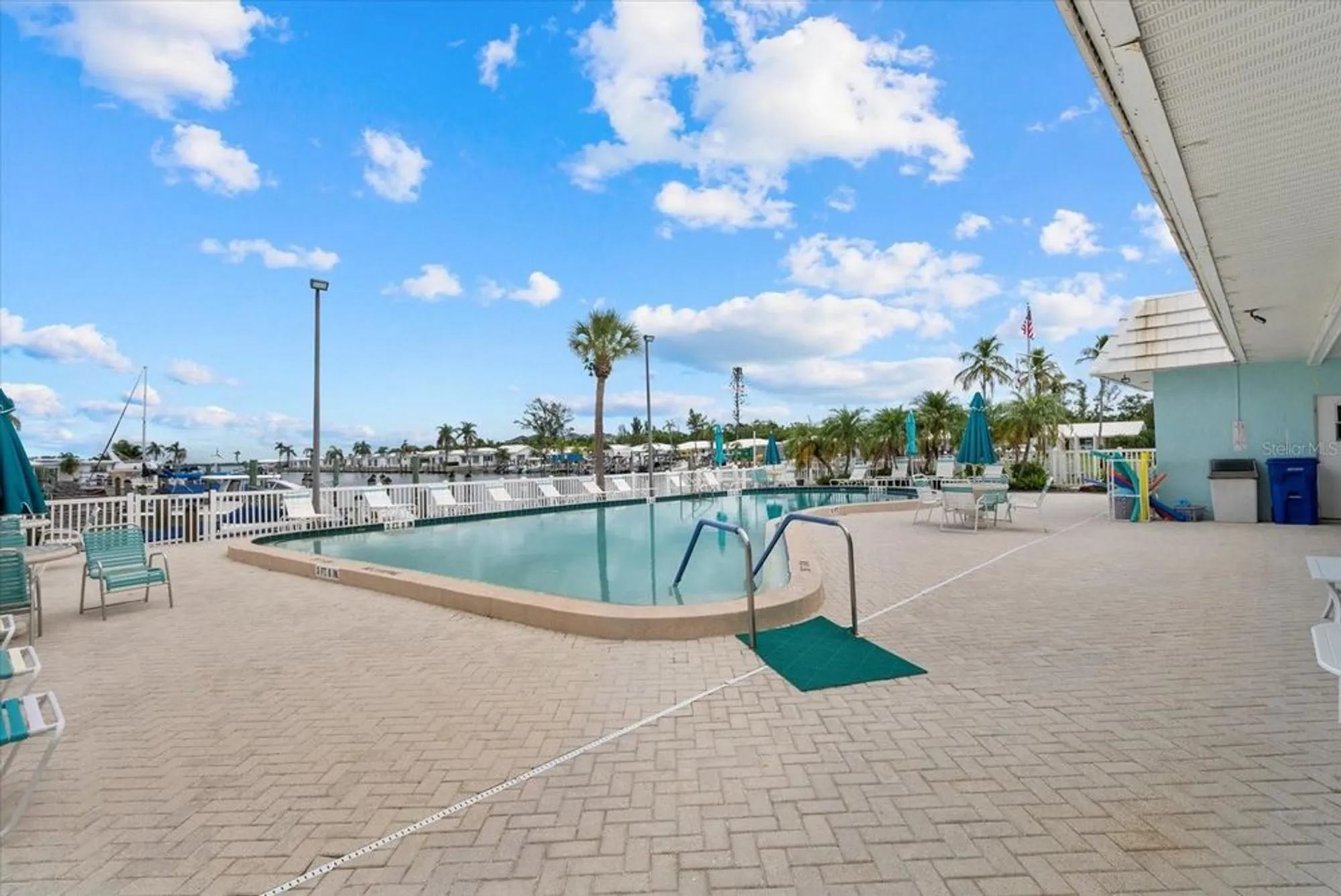 Property Slideshow image 25 of 45 | 658 spanish dr s # 108, Longboat Key, FL, 34228