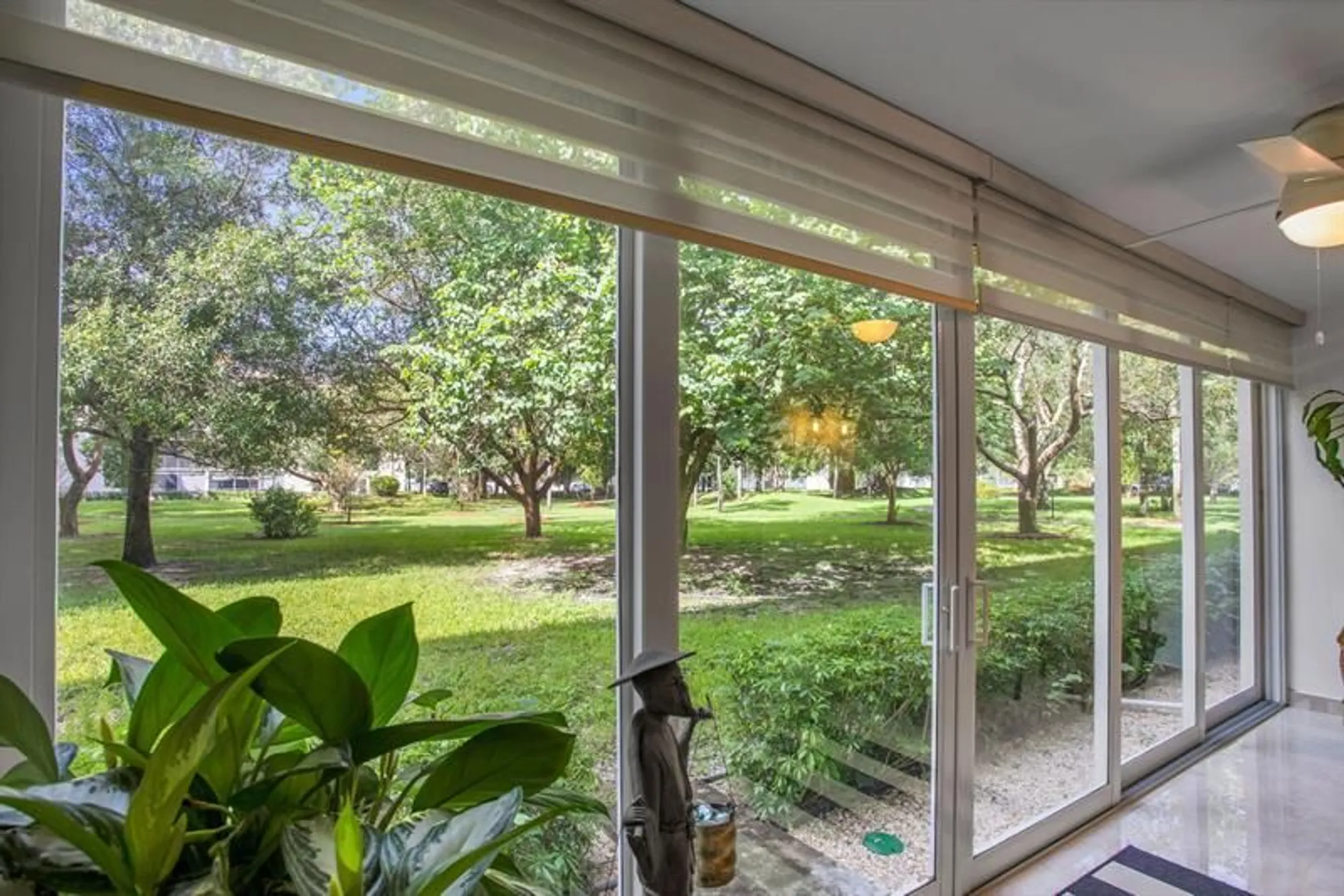 Property Slideshow image 12 of 29 | 2403 antigua cir m1, Coconut Creek, FL, 33066