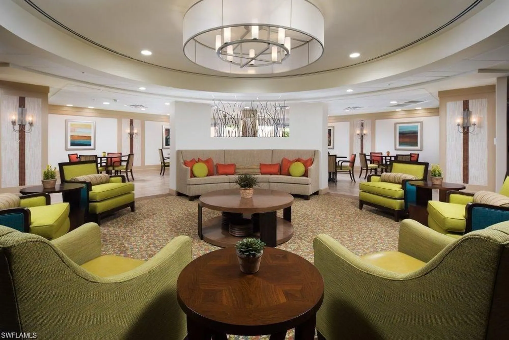 Property Slideshow image 33 of 36 | 100 glenview pl 202, Naples, FL, 34108