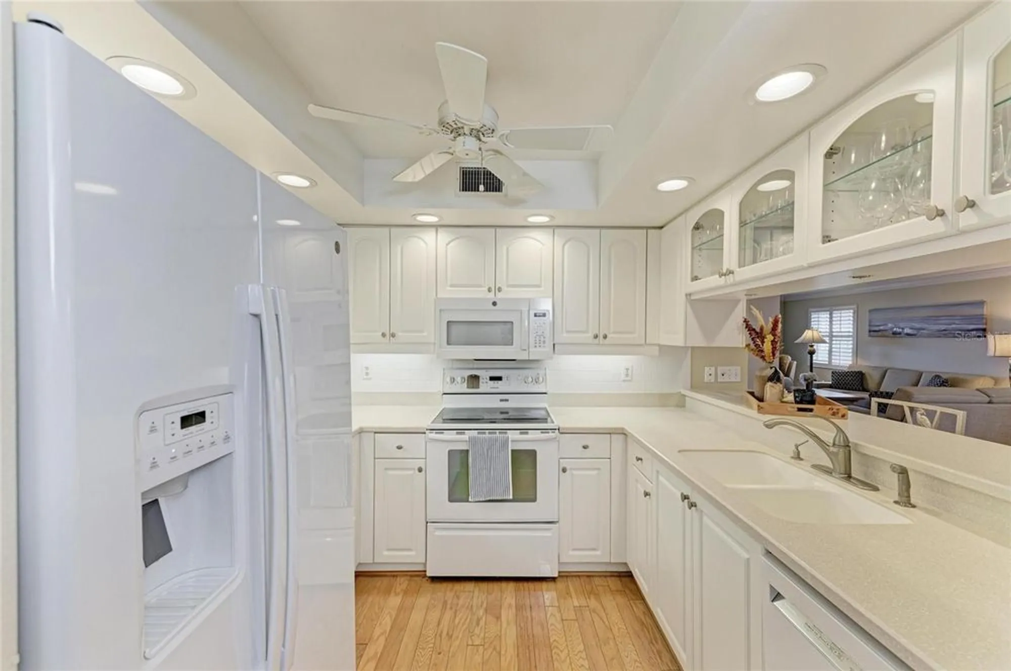 Property Slideshow image 7 of 45 | 1247 edgewater cir # 1247, Bradenton, FL, 34209