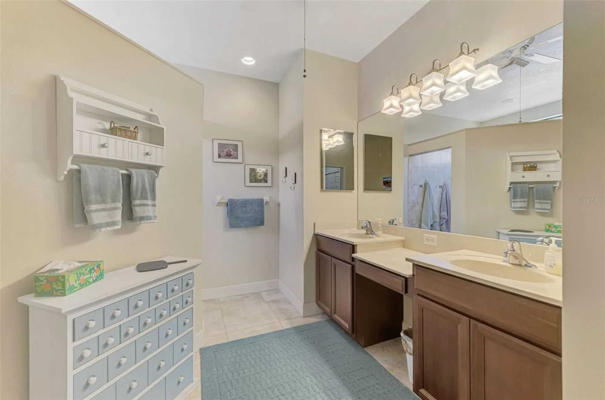 Property Slideshow image 37 of 85 | 20636 capello dr, Venice, FL, 34292