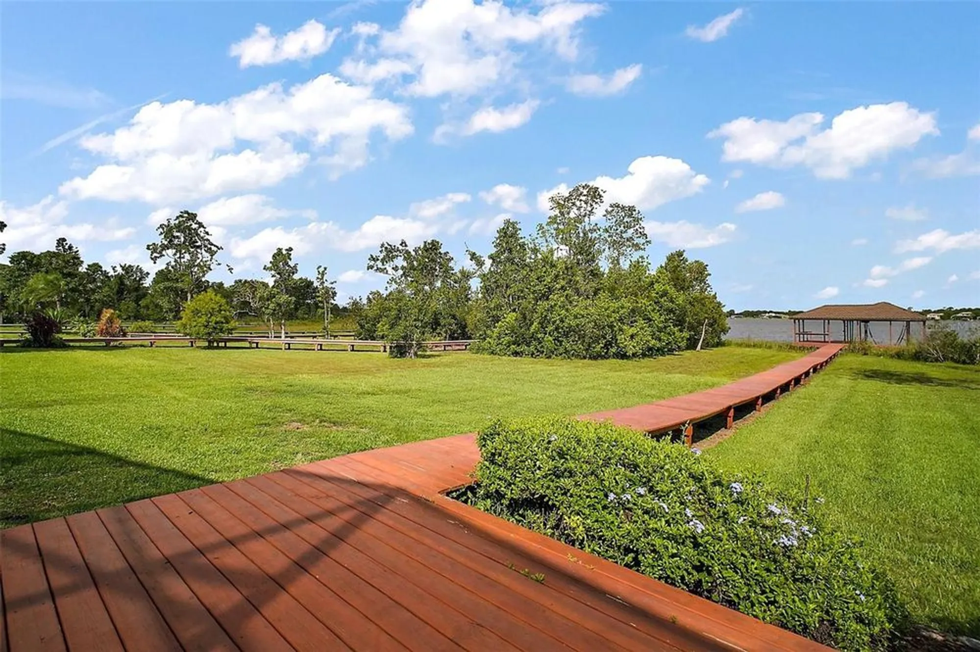 Property Slideshow image 56 of 80 | 1861 edgewater dr, Mount Dora, FL, 32757