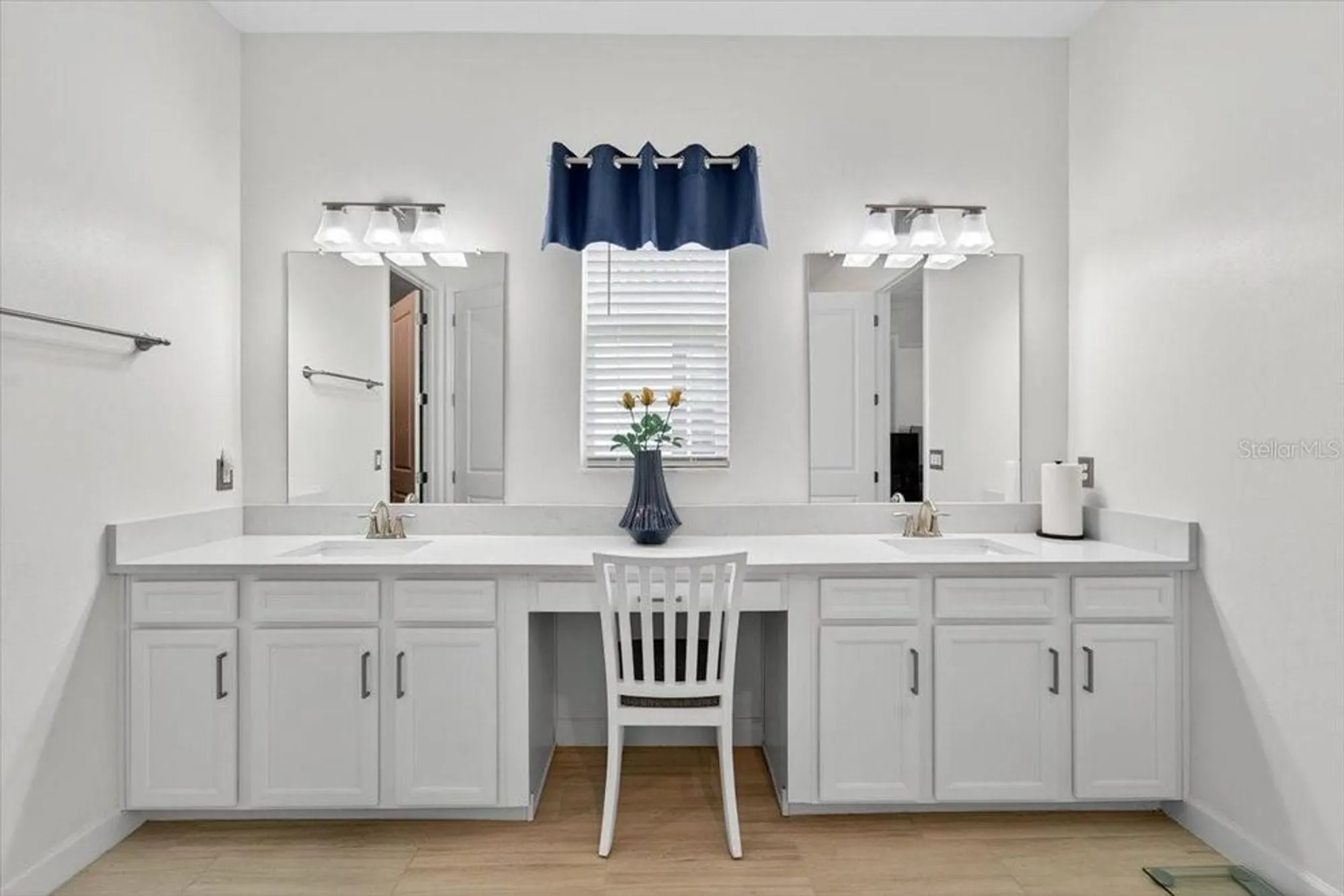 Property Slideshow image 20 of 80 | 17317 scuba crest st, Wimauma, FL, 33598