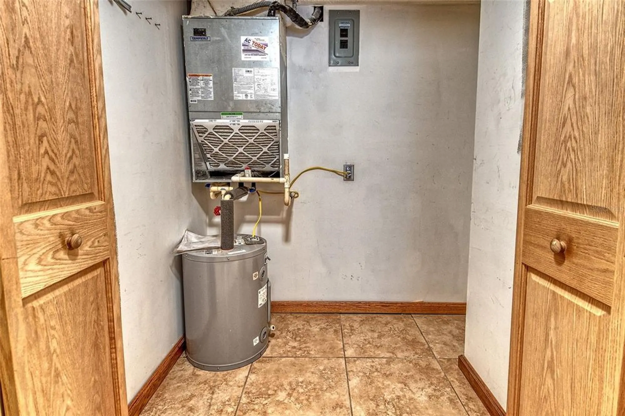 Property Slideshow image 31 of 64 | 4130 heron way # b-115, Bradenton, FL, 34205