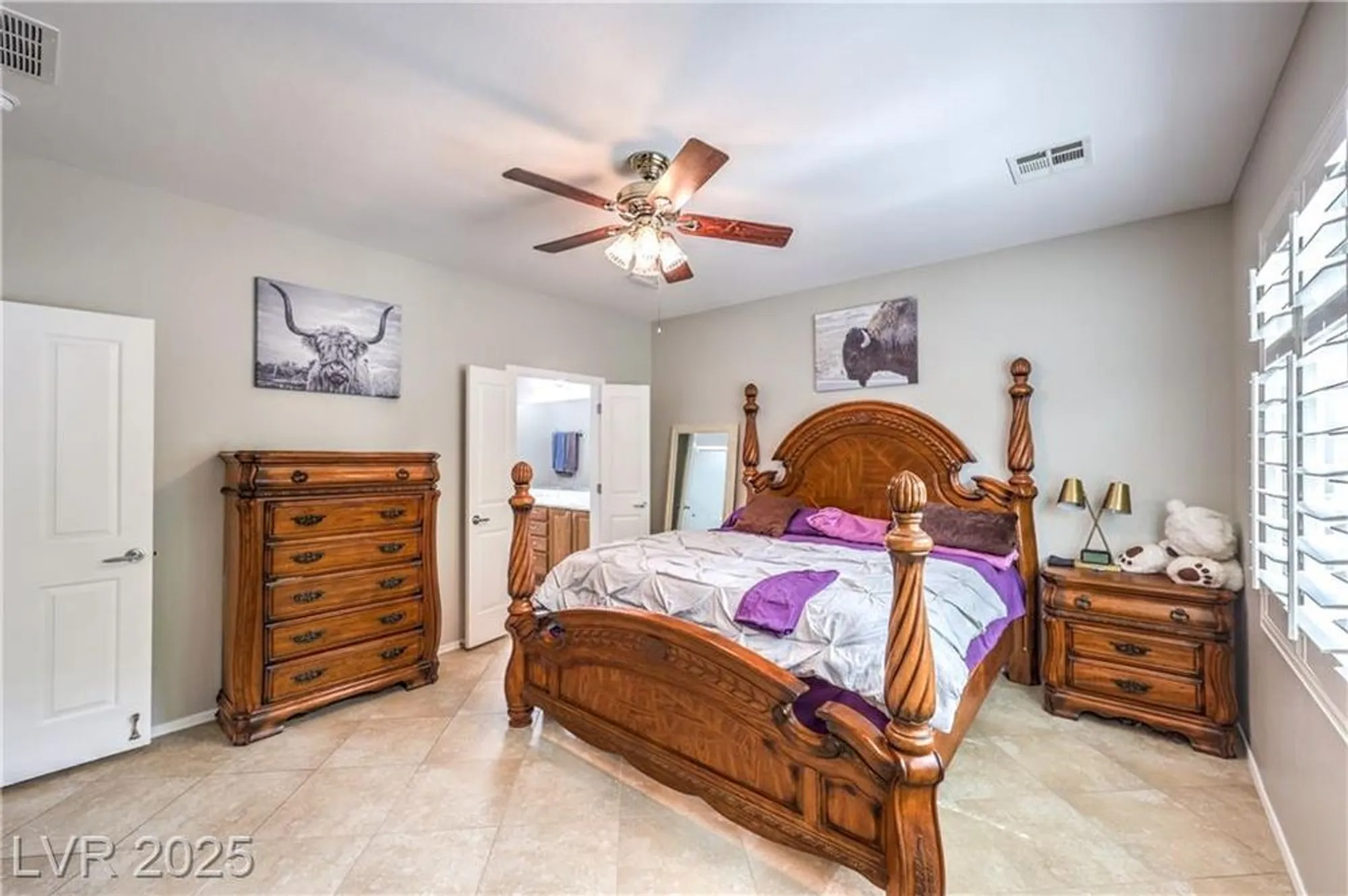 Property Slideshow image 20 of 37 | 2413 hamonah dr, Henderson, NV, 89044