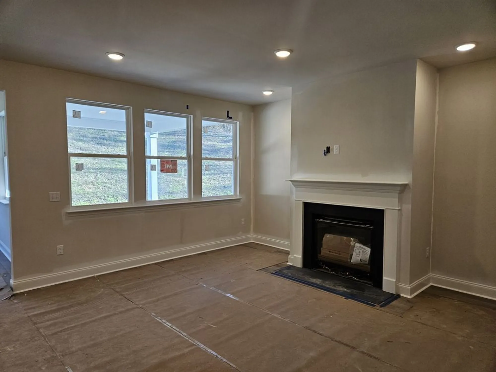 Property Slideshow image 13 of 34 | 356 stonehaus cir, Antioch, TN, 37013