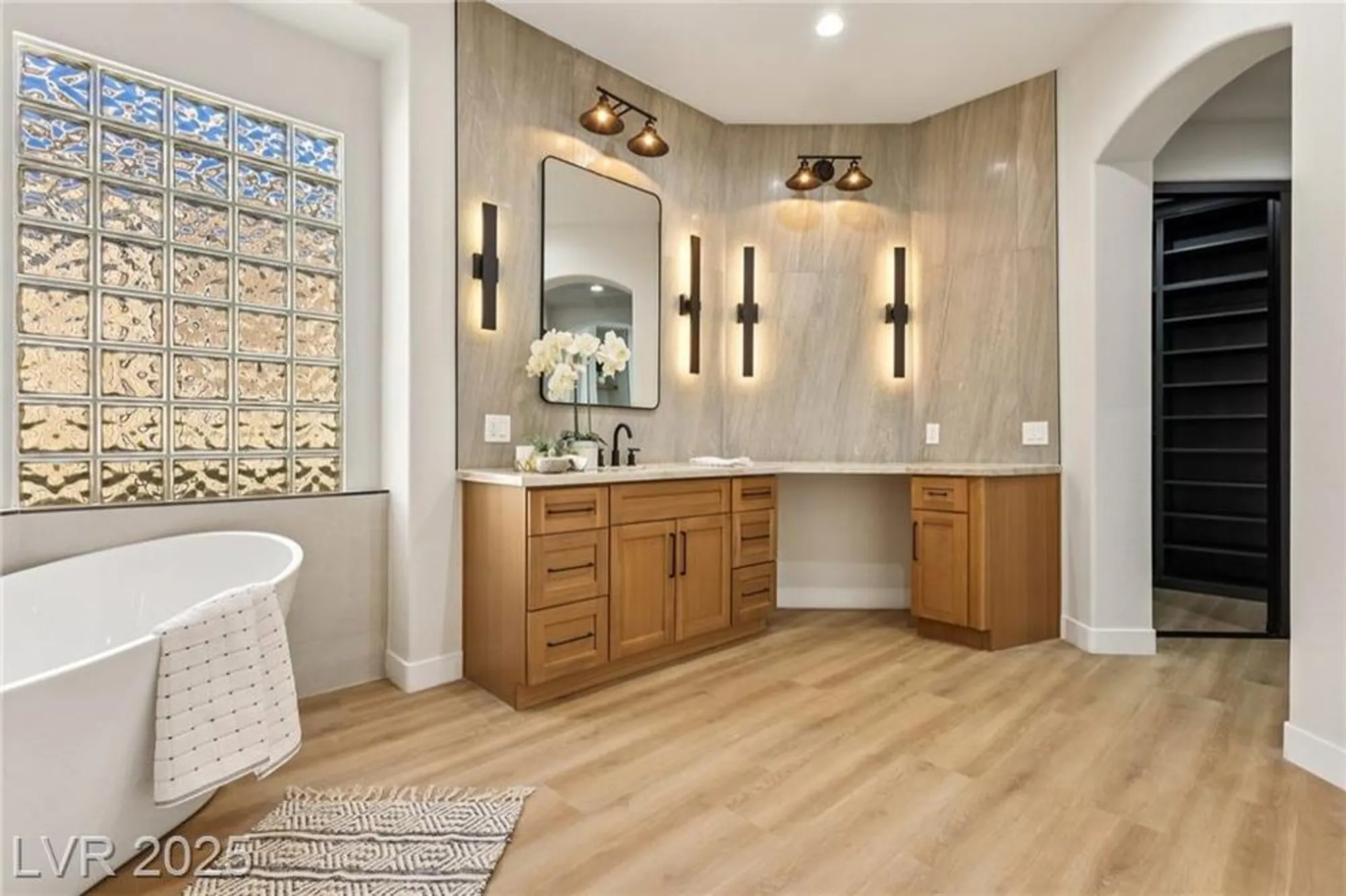 Property Slideshow image 71 of 96 | 10480 premia pl, Las Vegas, NV, 89135