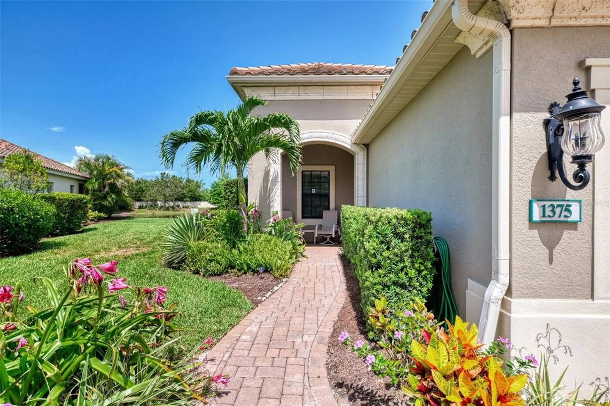 Property Slideshow image 2 of 39 | 1375 backspin dr, Englewood, FL, 34223