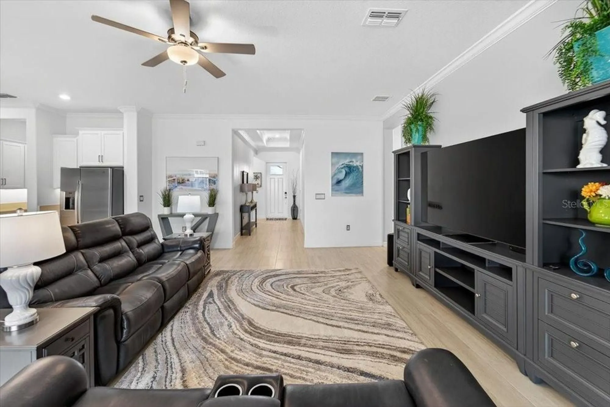 Property Slideshow image 16 of 80 | 17317 scuba crest st, Wimauma, FL, 33598