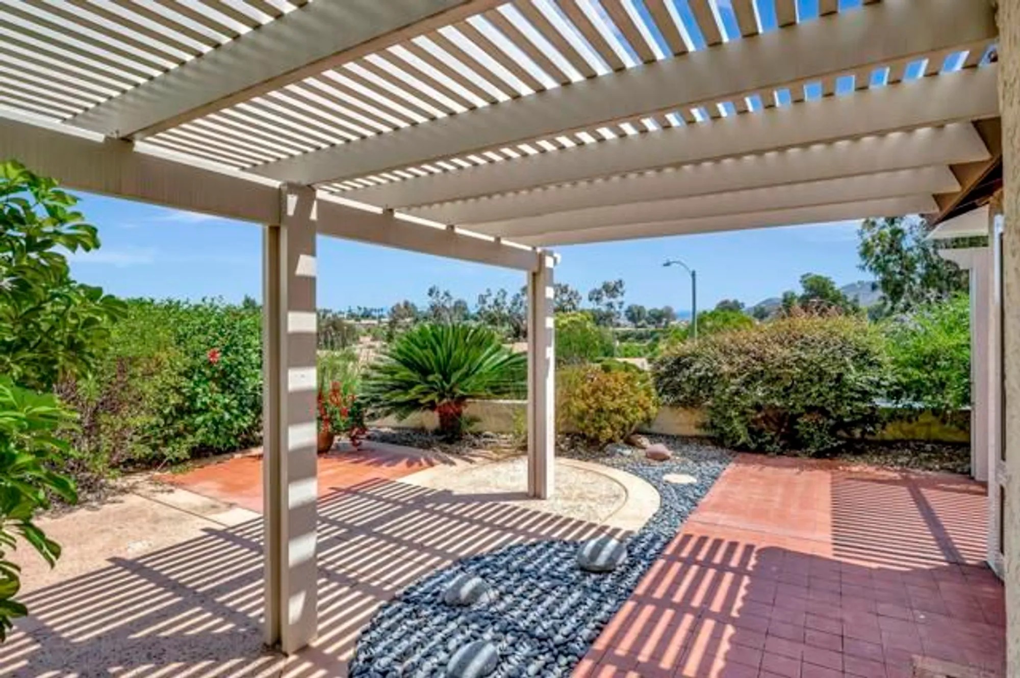 Property Slideshow image 39 of 49 | 12880 circulo dardo, San Diego, CA, 92128
