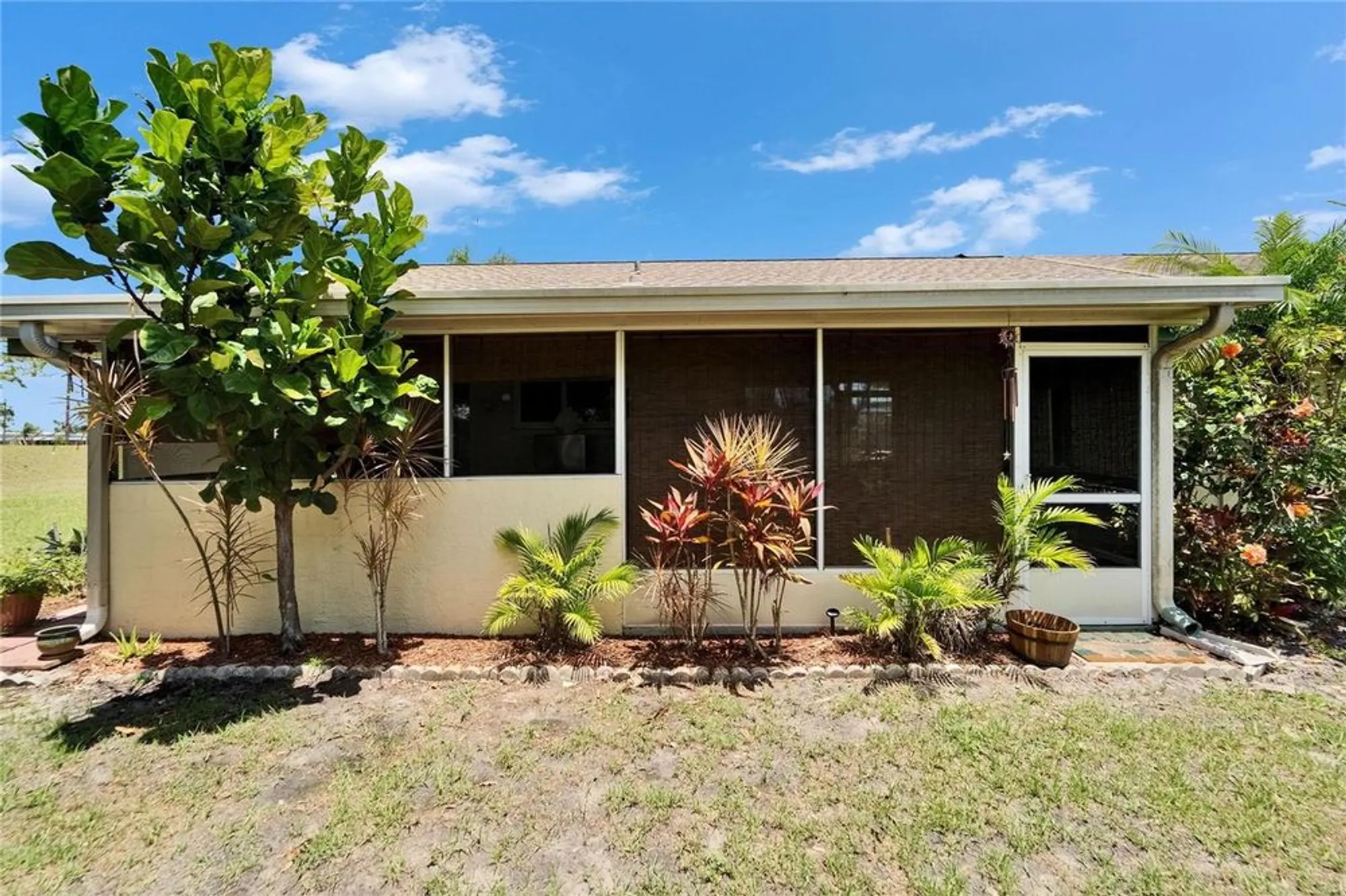 Property Slideshow image 33 of 45 | 1349 new bedford dr # 6, Sun City Center, FL, 33573