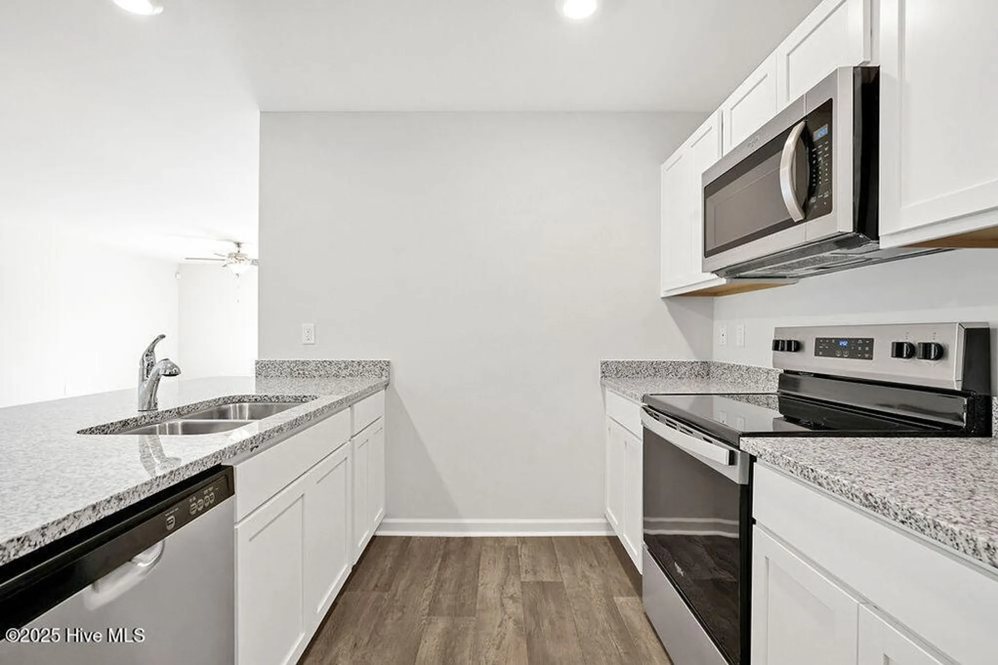 Property Slideshow image 9 of 55 | 2191 sweetspire st unit 2074, Leland, NC, 28451