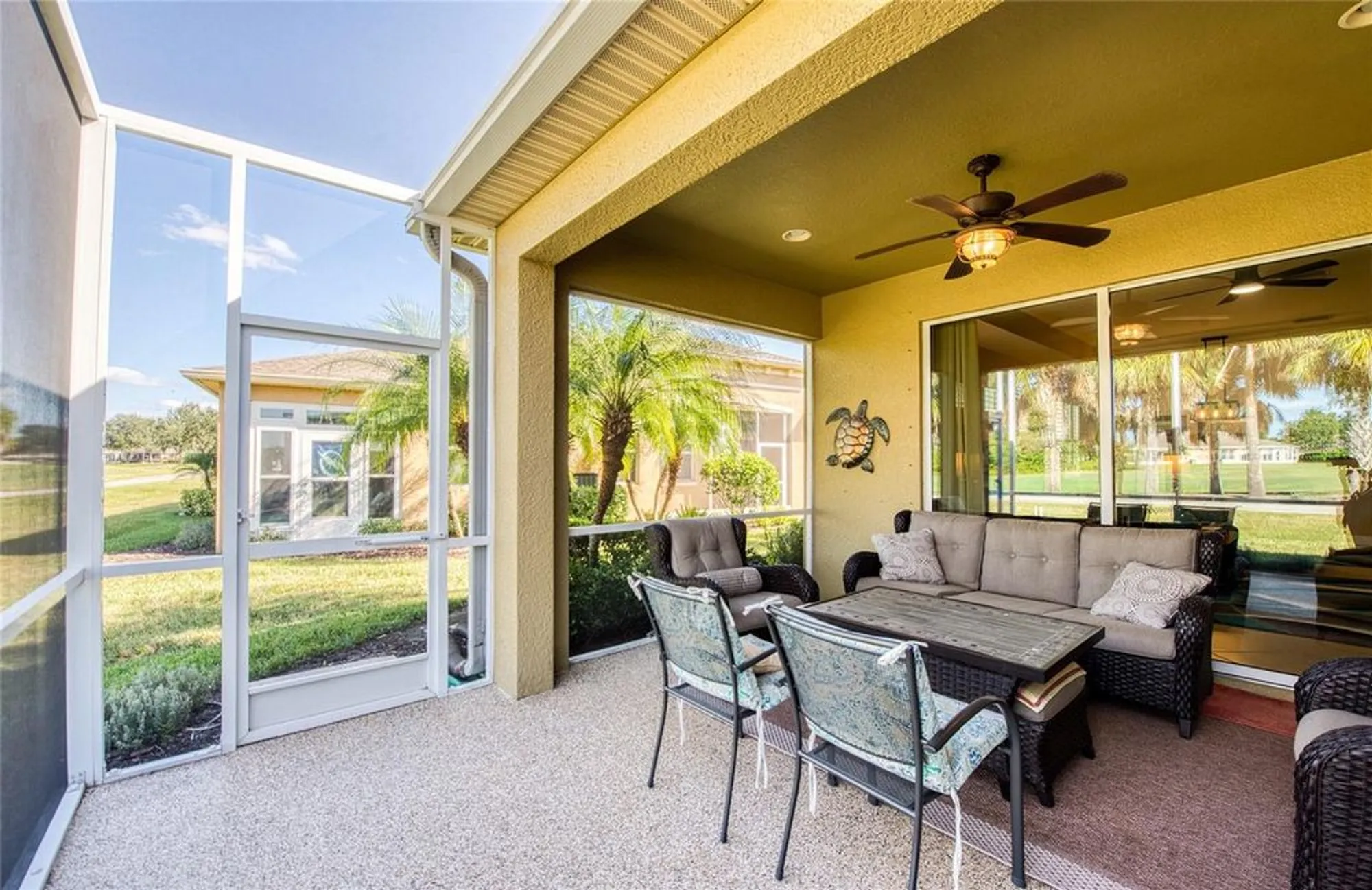 Property Slideshow image 31 of 40 | 2227 nottingham greens dr, Sun City Center, FL, 33573