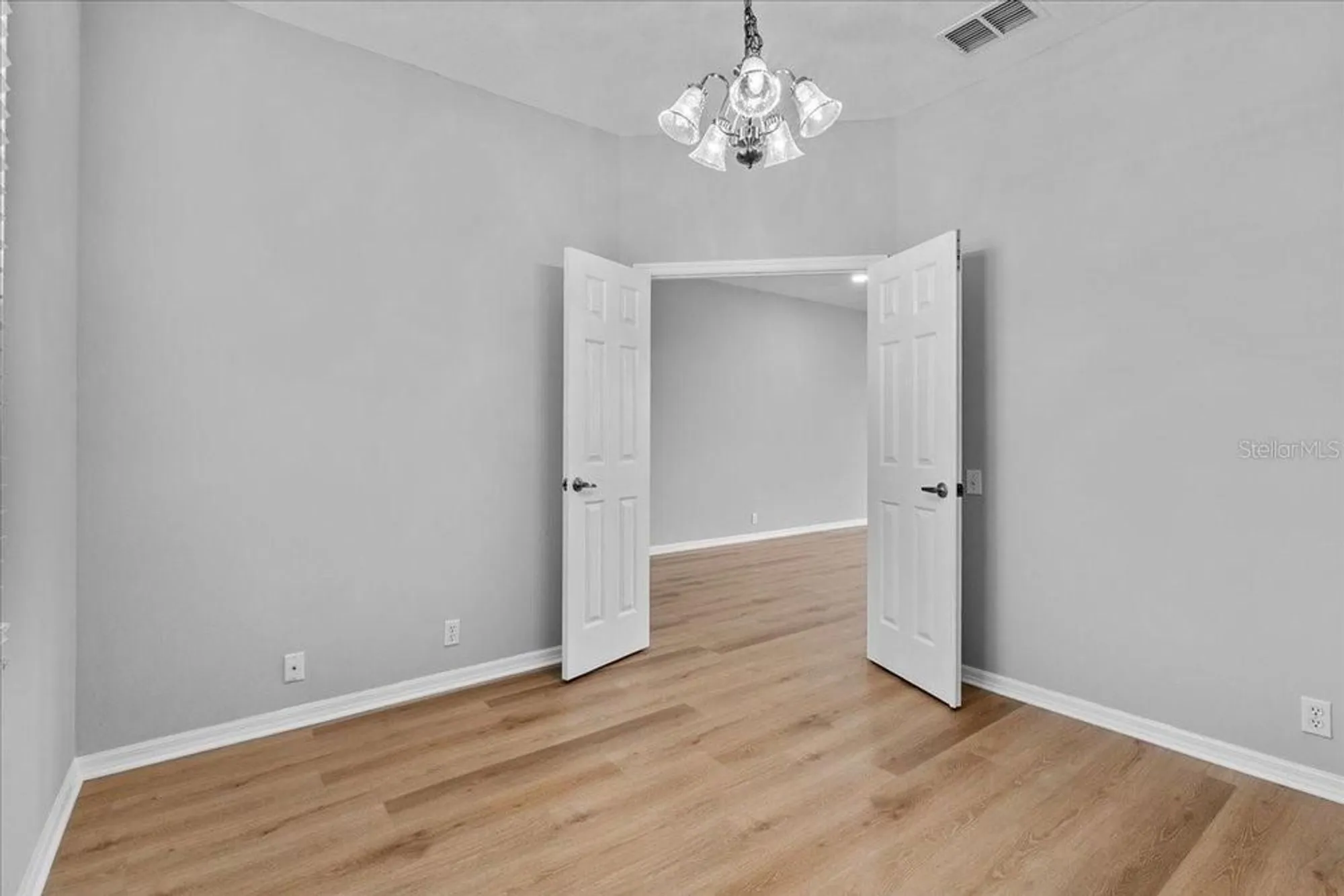 Property Slideshow image 6 of 51 | 4249 windchime ln, Lakeland, FL, 33811