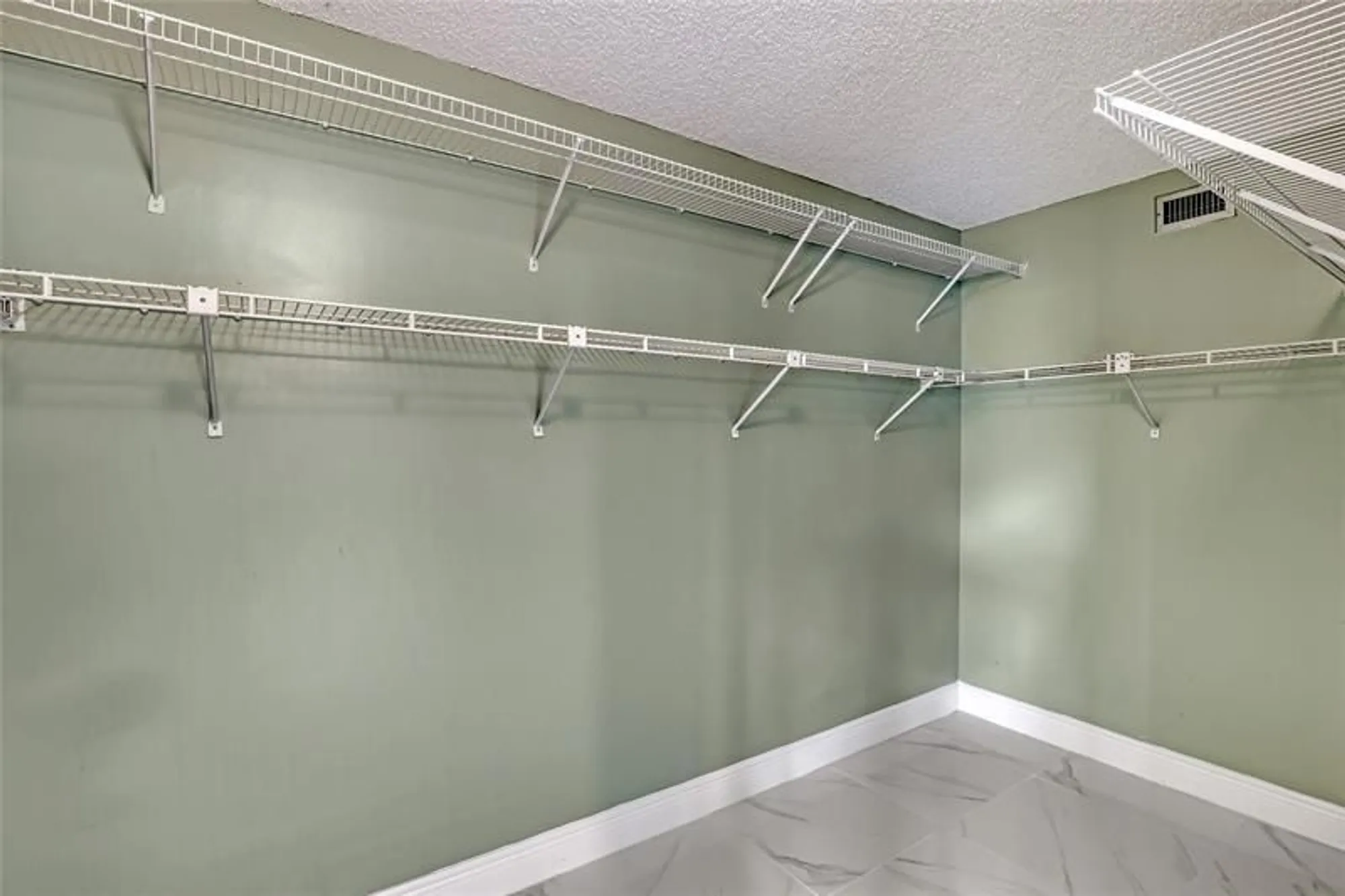 Property Slideshow image 22 of 28 | 6850 10th ave 101, Lake Worth, FL, 33467