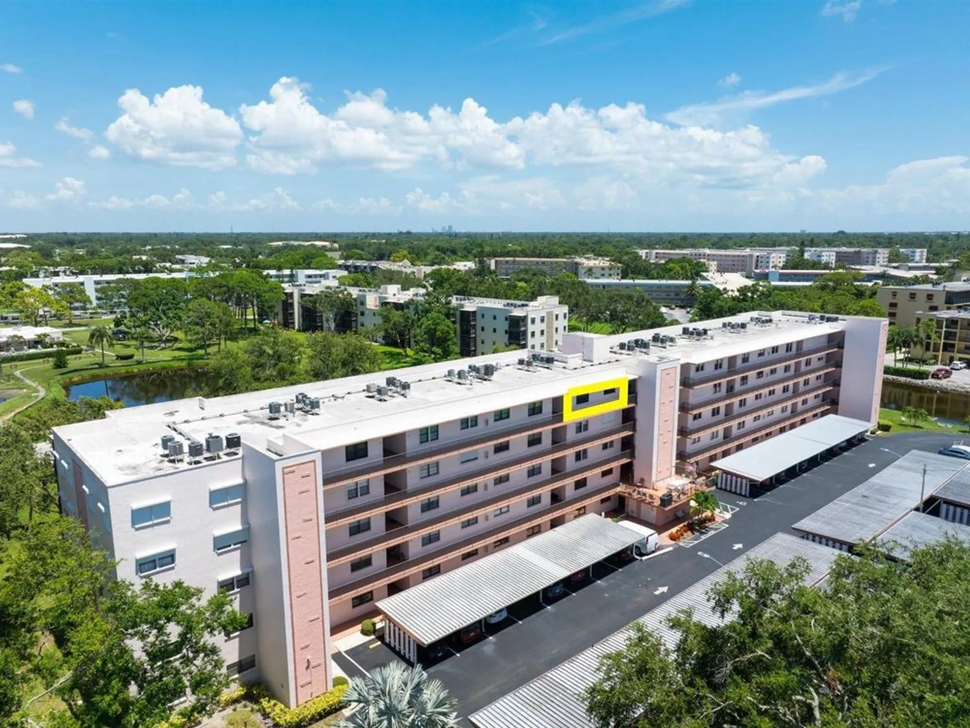 Property Slideshow image 22 of 32 | 8174 terrace garden dr n unit 507, St Petersburg, FL, 33709