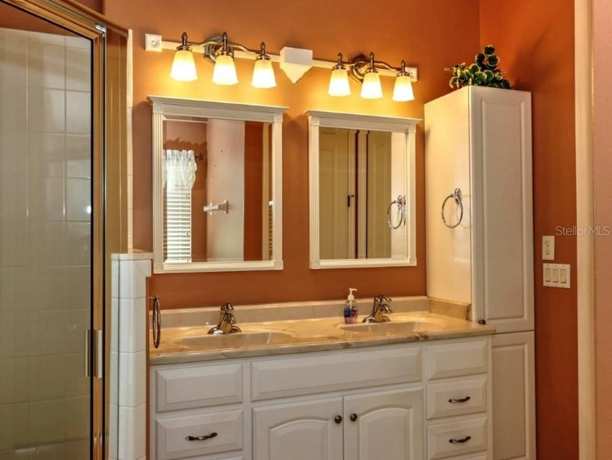 Property Slideshow image 16 of 33 | 4854 glen coe st, Leesburg, FL, 34748