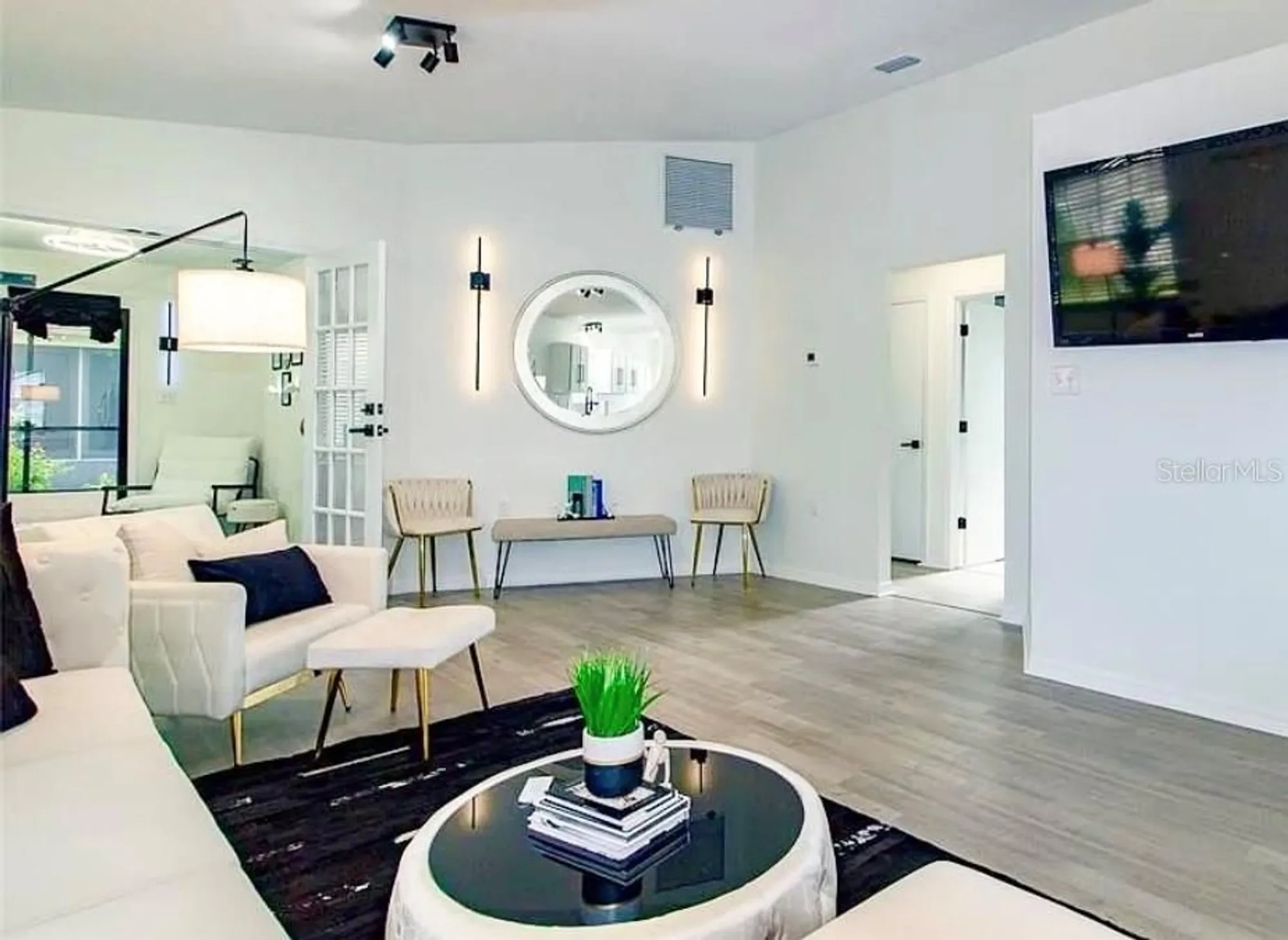 Property Slideshow image 9 of 39 | 669 eagle run, Lakeland, FL, 33809