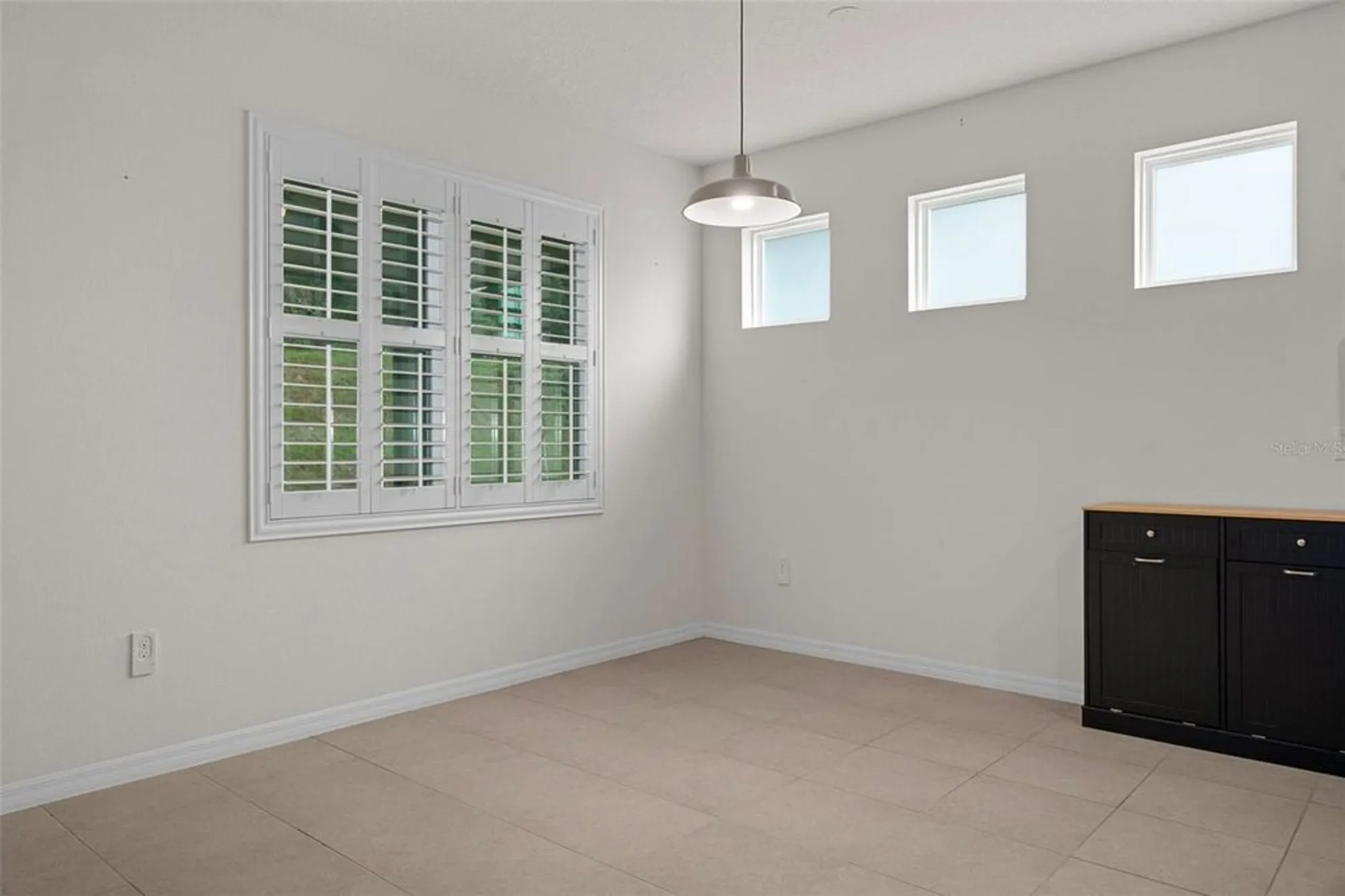 Property Slideshow image 18 of 50 | 12735 eastpointe dr, Dade City, FL, 33525