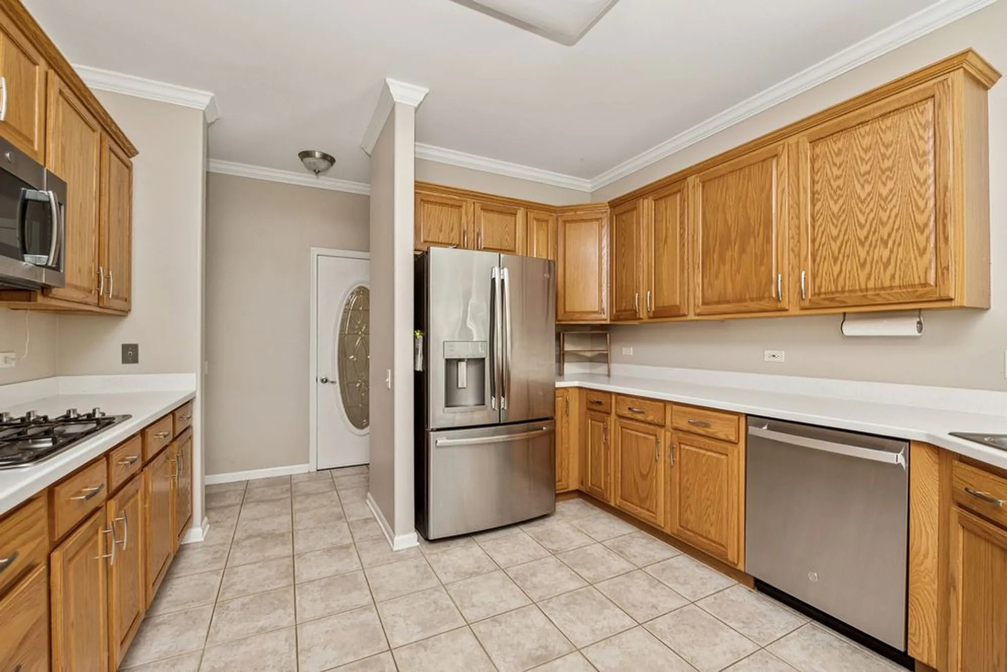 Property Slideshow image 10 of 14 | 12621 mulberry ct, Huntley, IL, 60142