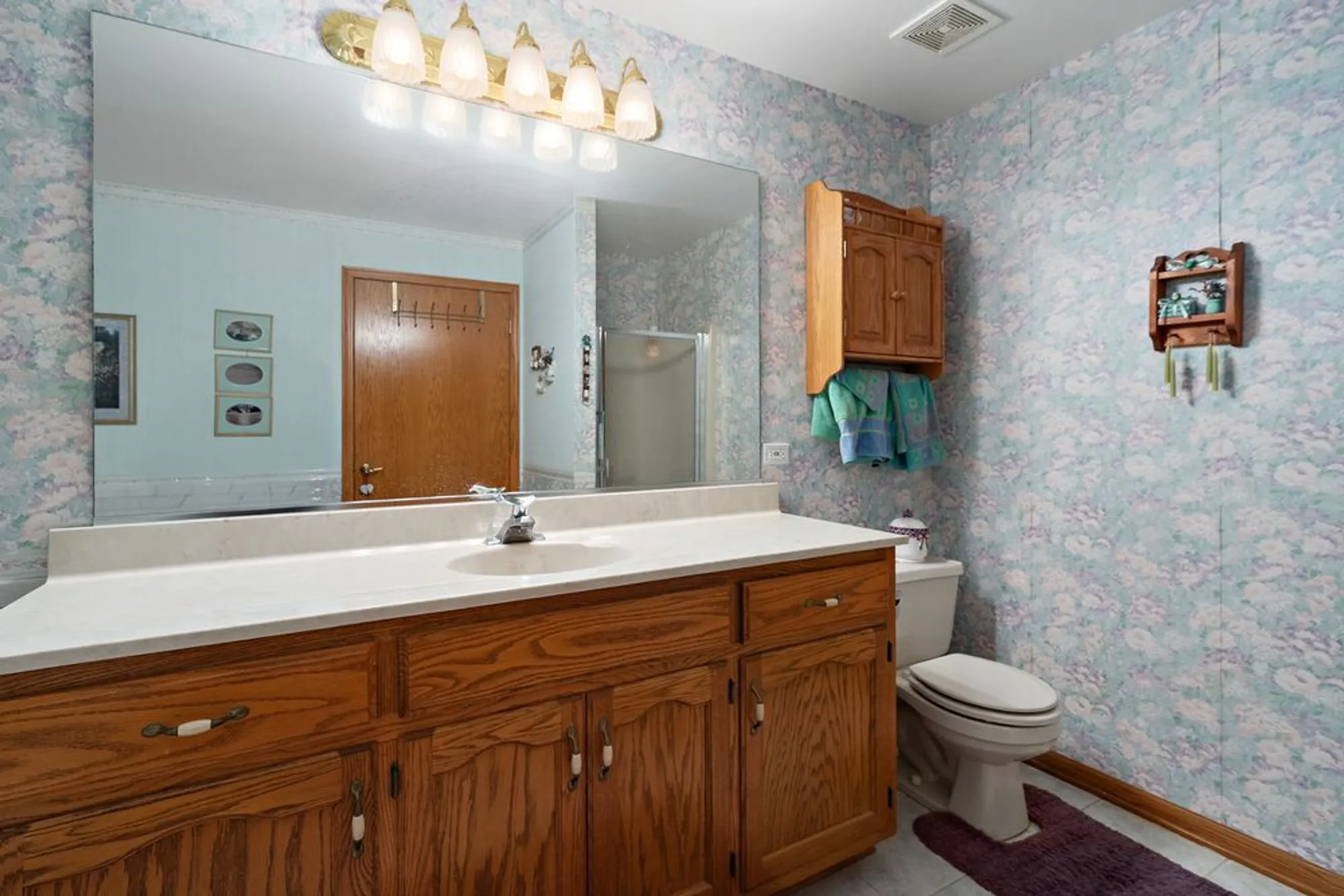 Property Slideshow image 16 of 33 | 18431 pine cone dr apt 1, Tinley Park, IL, 60477