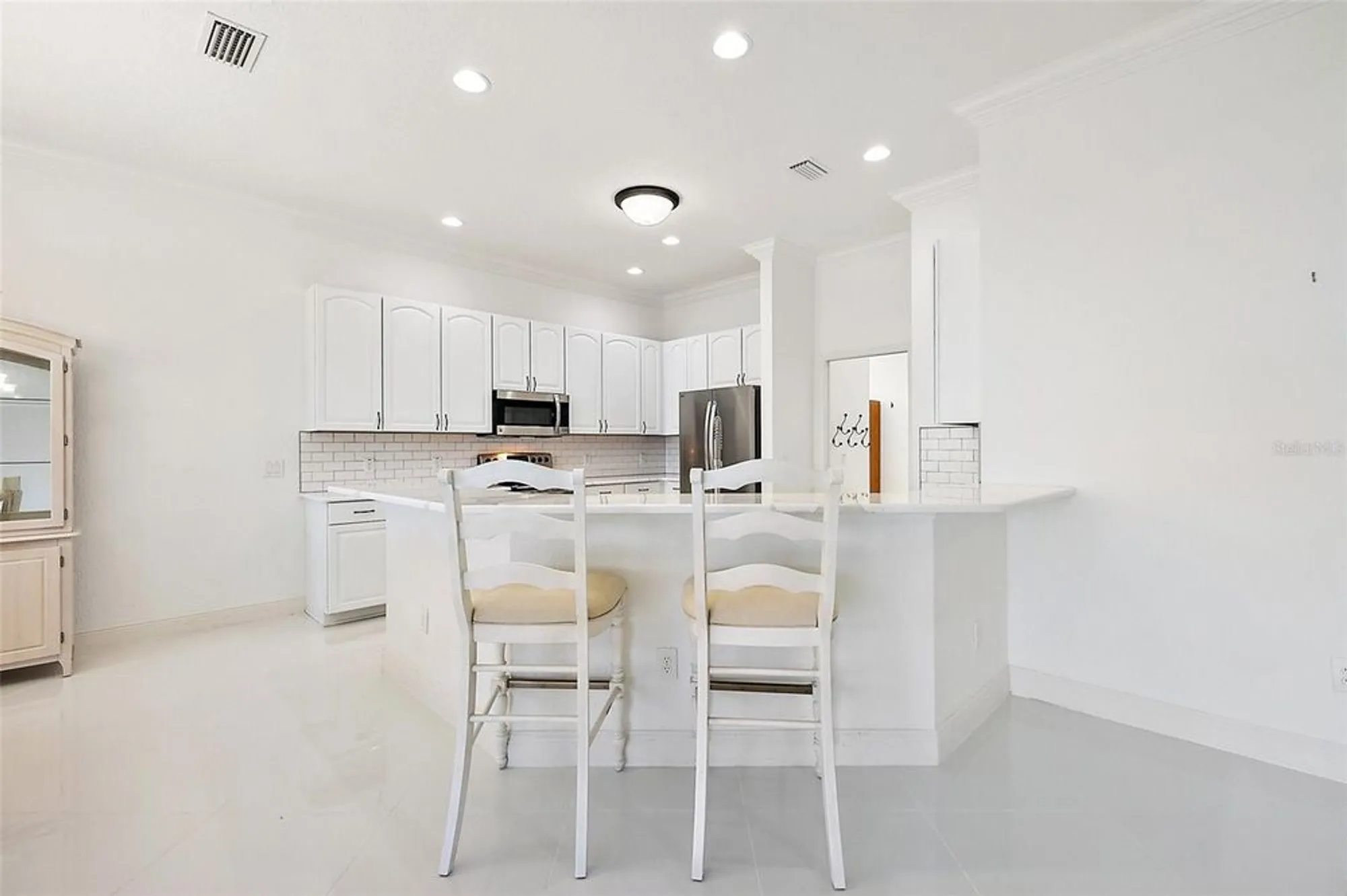 Property Slideshow image 17 of 70 | 10173 lake miona way, Oxford, FL, 34484