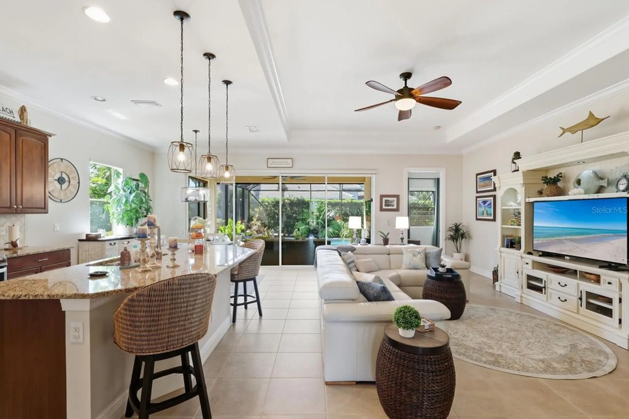 Property Slideshow image 12 of 89 | 1250 tidewater ct, Bradenton, FL, 34208