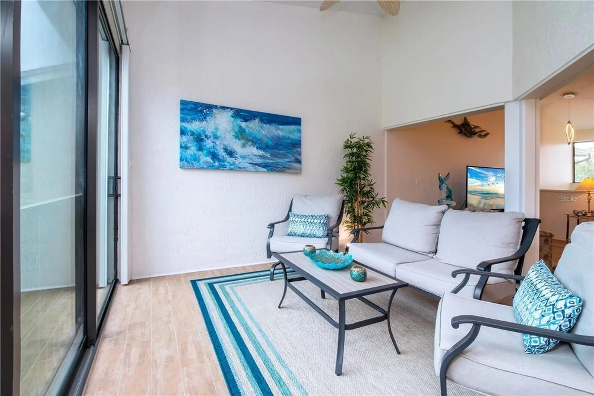 Property Slideshow image 8 of 39 | 5273 heron way # 202, Sarasota, FL, 34231