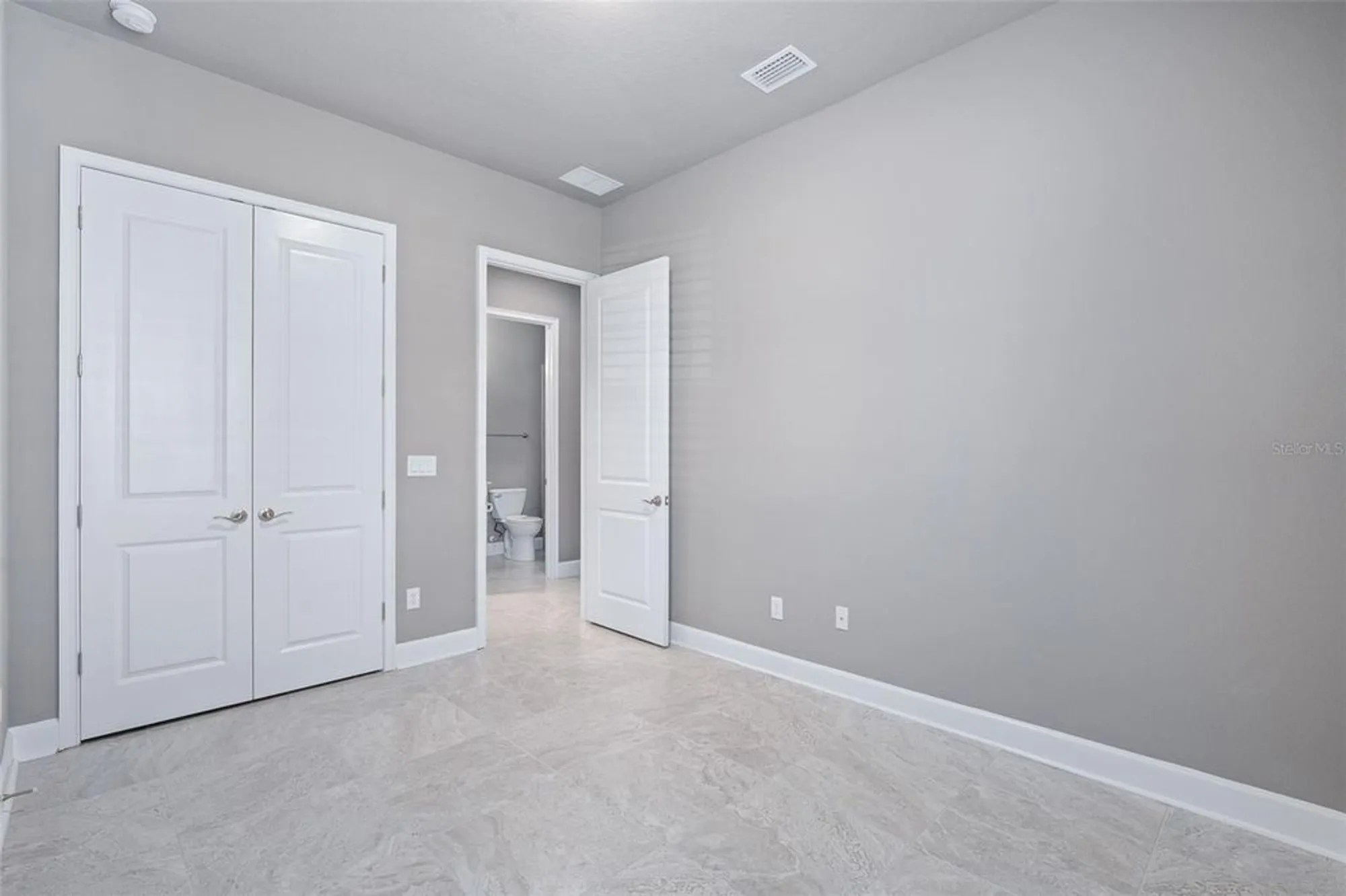 Property Slideshow image 32 of 47 | 856 pinewood dr, Ormond Beach, FL, 32174