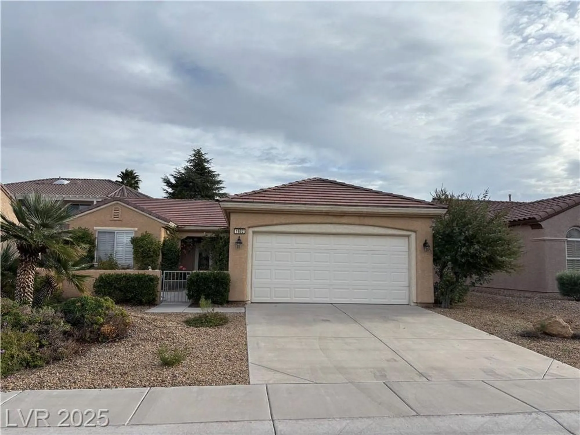 Property Slideshow image 2 of 3 | 1882 redwood valley st, Henderson, NV, 89052