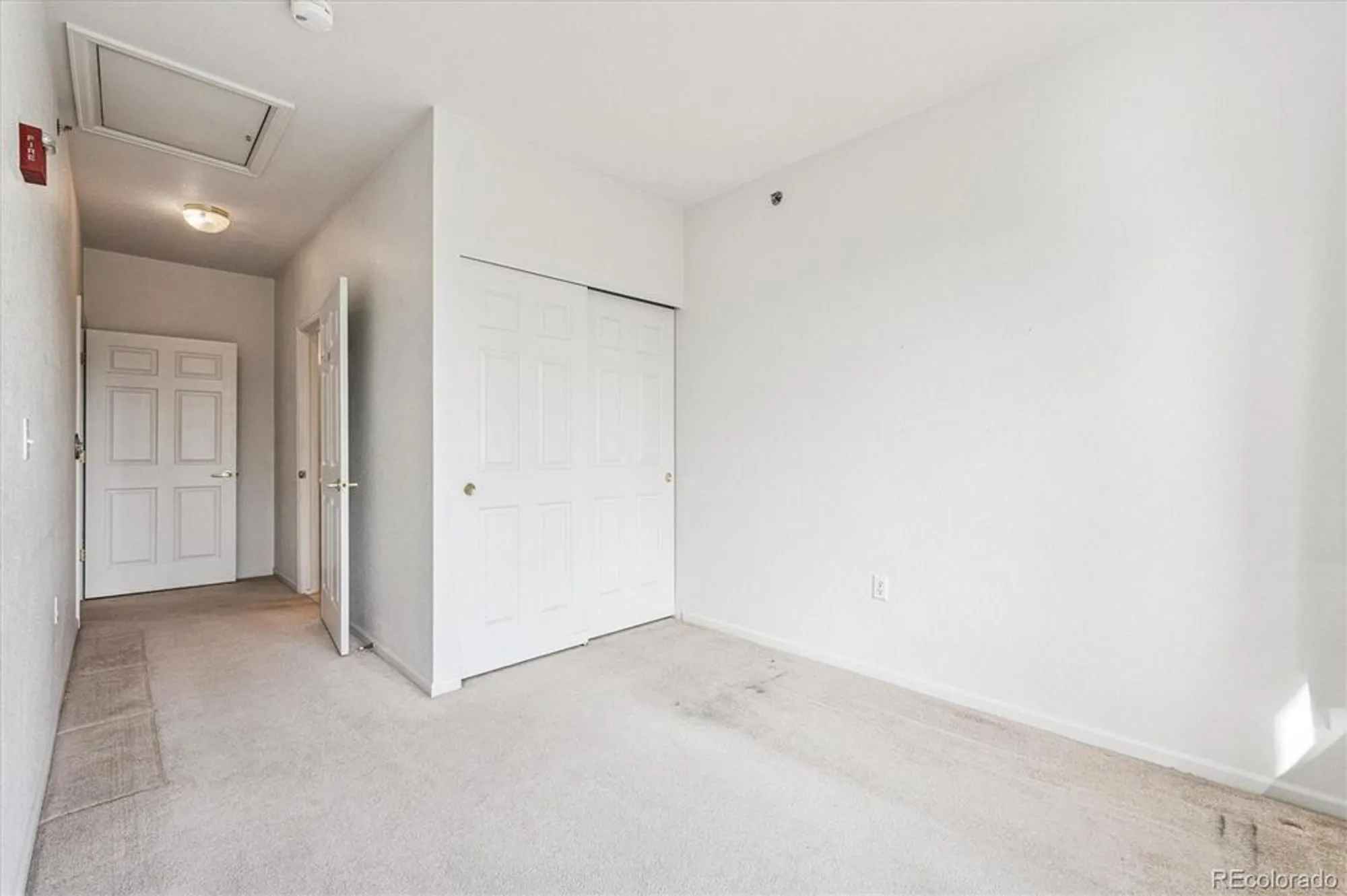 Property Slideshow image 20 of 39 | 2896 w riverwalk cir a304, Littleton, CO, 80123