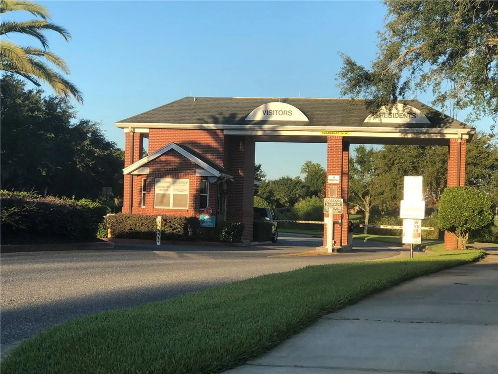 Property Slideshow image 99 of 100 | 25527 oak aly, Leesburg, FL, 34748